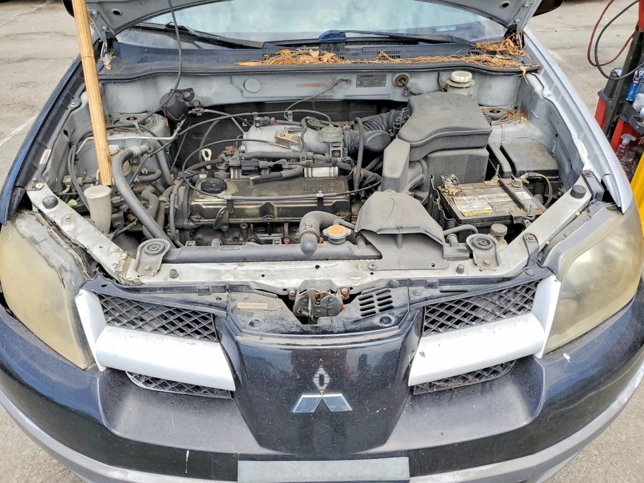 2003 Mitsubishi Outlander Ls Silver vin: JA4LX31G93U029316