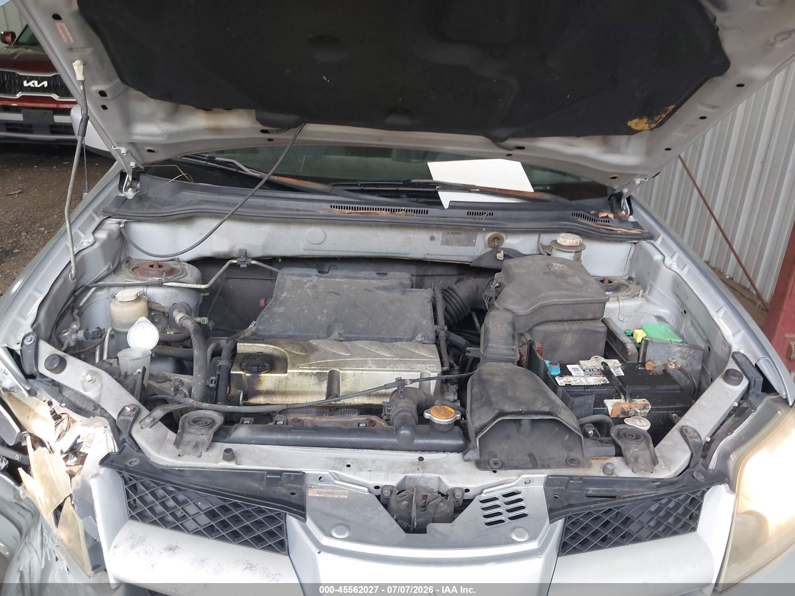 2004 Mitsubishi Outlander Xls Серебряный vin: JA4LX41F64U043804