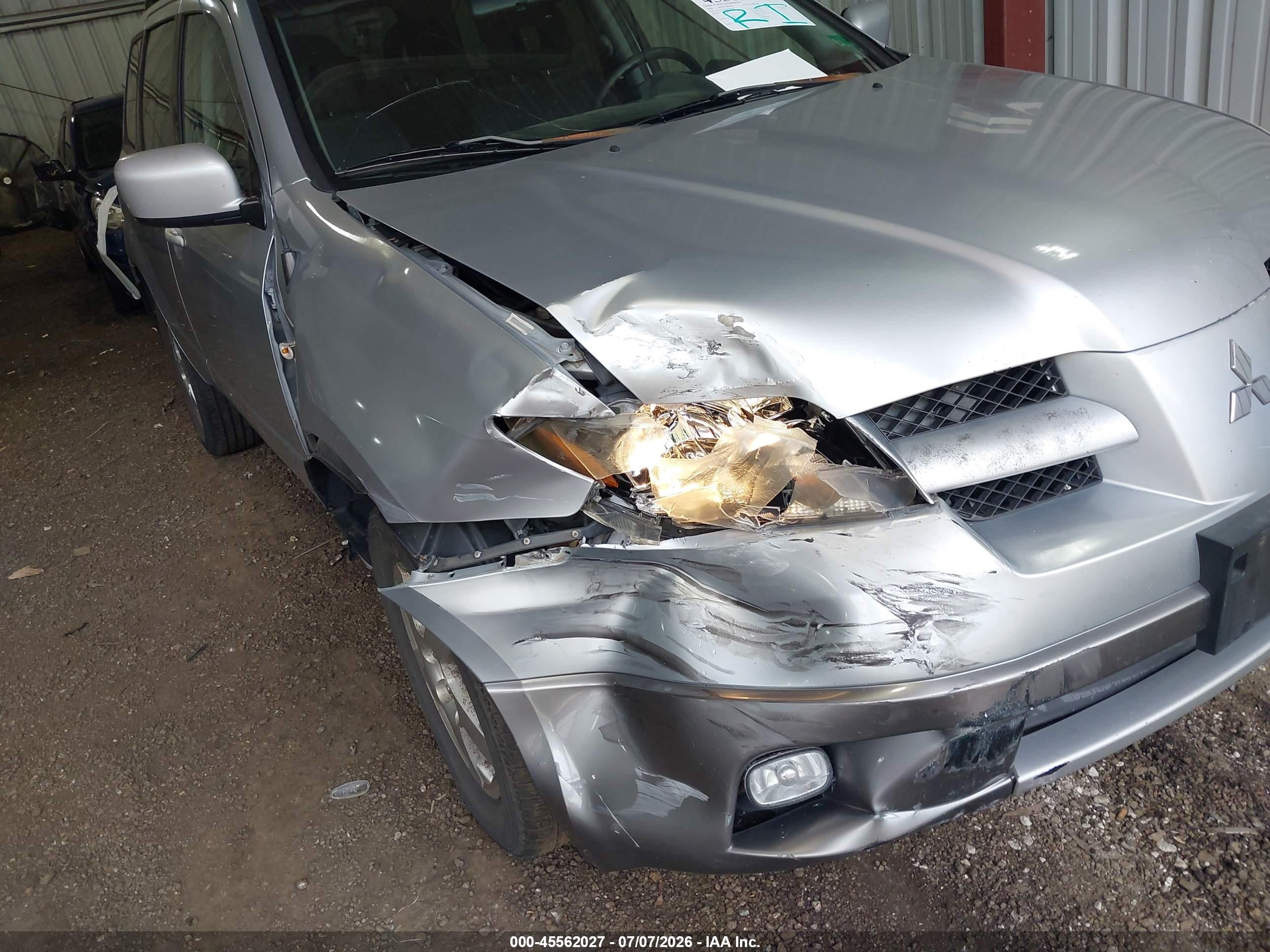 2004 Mitsubishi Outlander Xls Серебряный vin: JA4LX41F64U043804