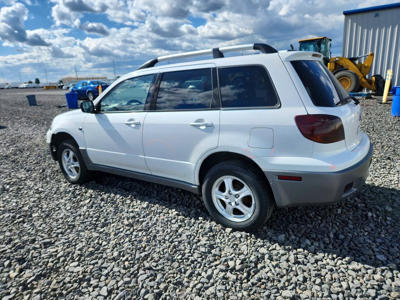 2003 Mitsubishi Outlander Ls White vin: JA4LZ31G93U105918