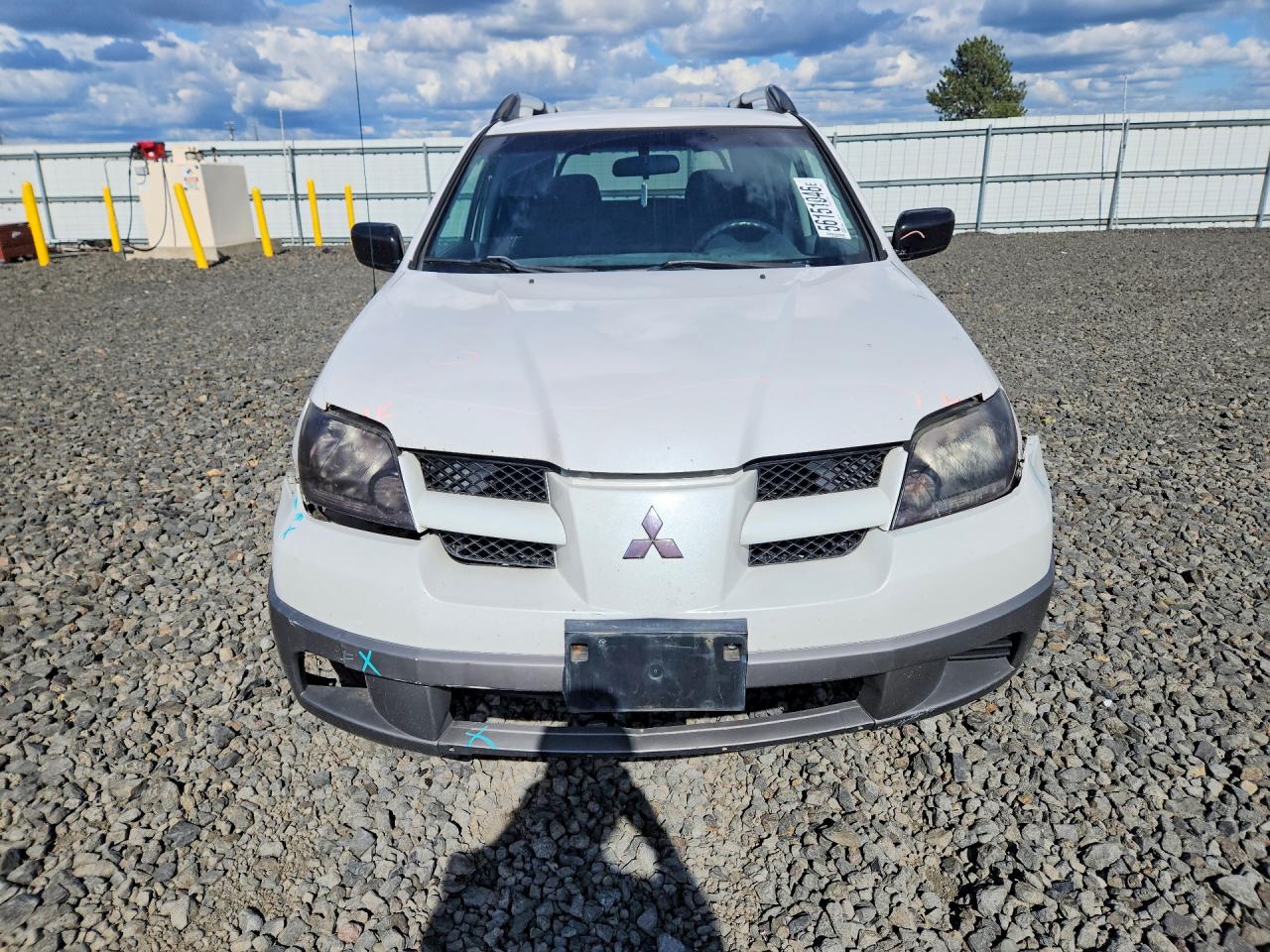 2003 Mitsubishi Outlander Ls White vin: JA4LZ31G93U105918