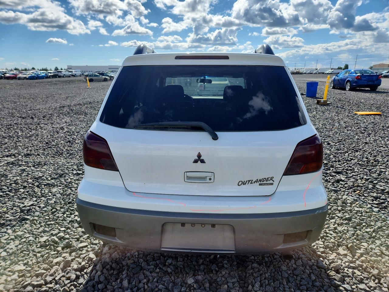 2003 Mitsubishi Outlander Ls White vin: JA4LZ31G93U105918