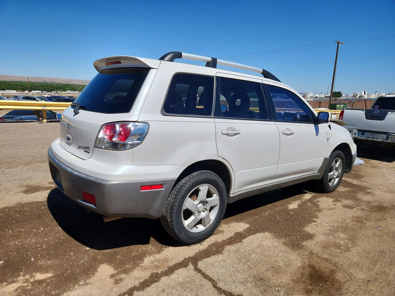 2003 Mitsubishi Outlander Xls White vin: JA4LZ41G93U042163
