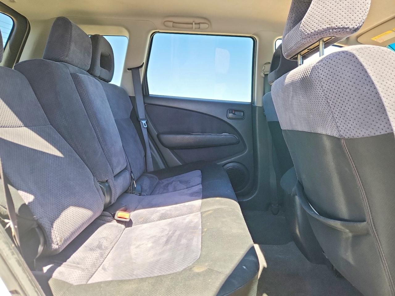 2003 Mitsubishi Outlander Xls White vin: JA4LZ41G93U042163