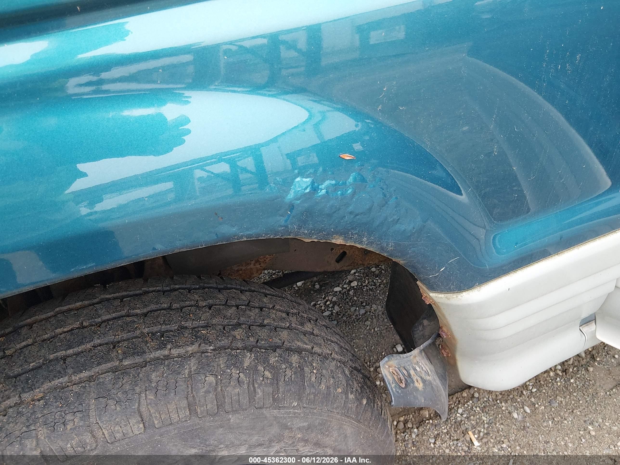 1995 Mitsubishi Montero Ls Teal vin: JA4MR41H0SJ014183
