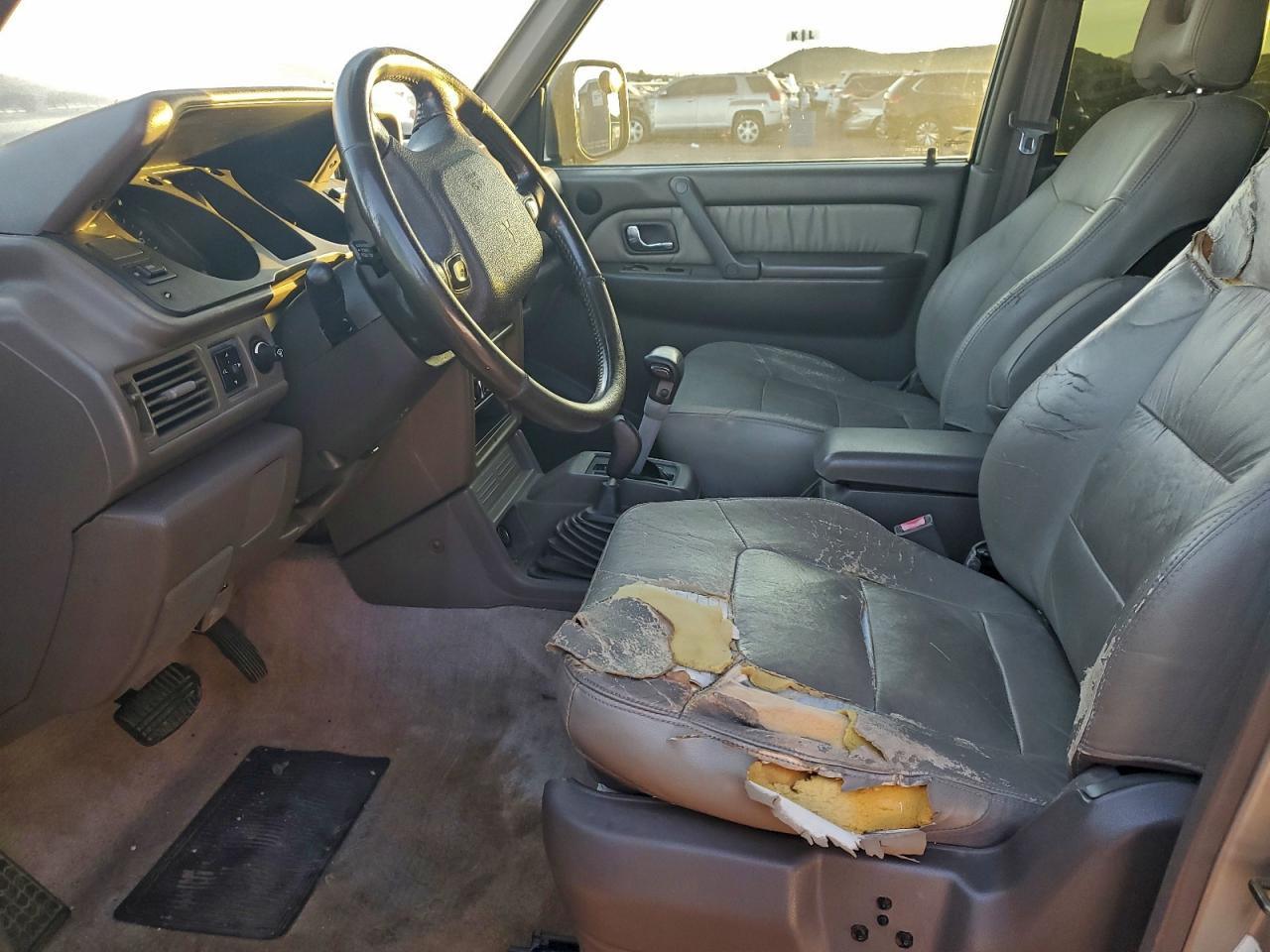1997 Mitsubishi Montero Ls Silver vin: JA4MR41R1VJ010334