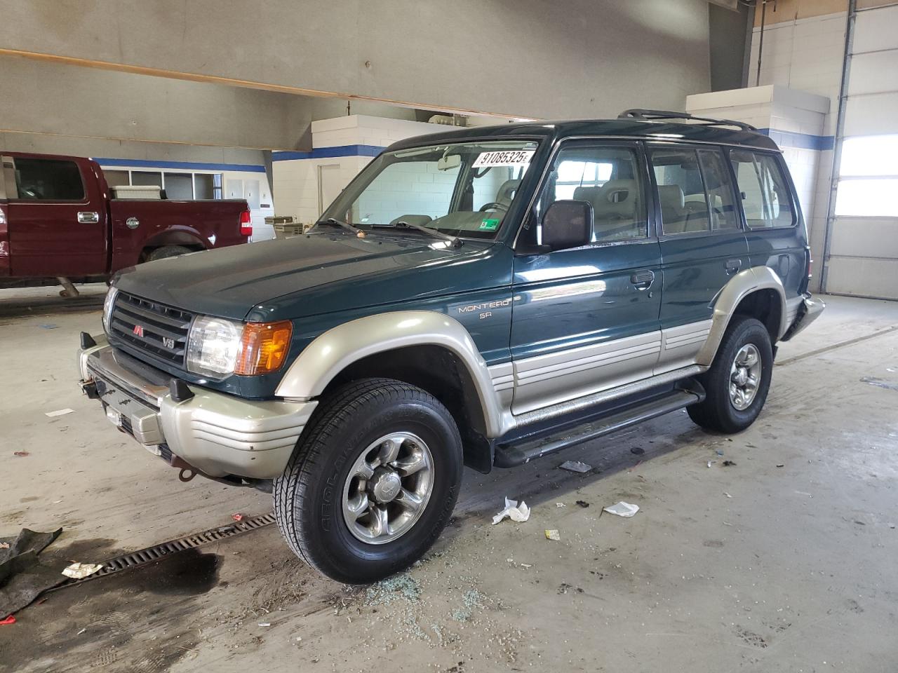 1997 Mitsubishi Montero Sr Turquoise vin: JA4MR51R7VJ001076