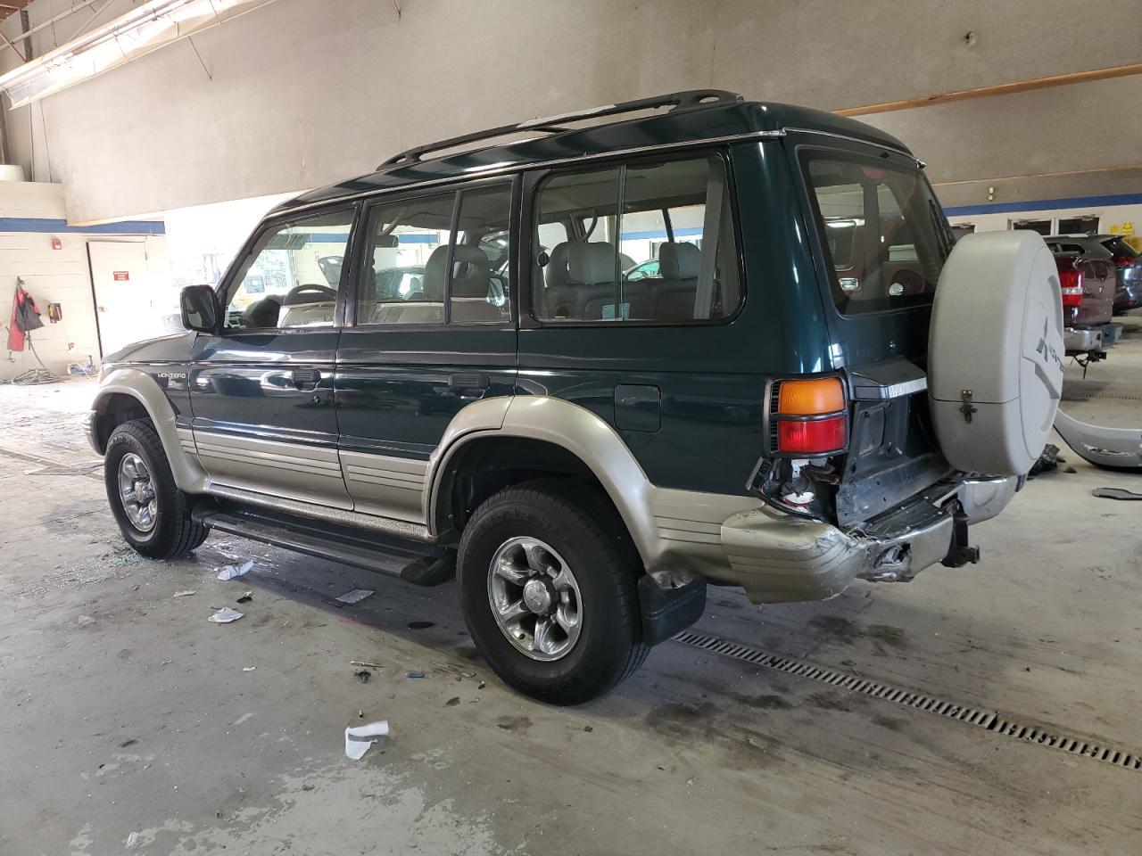 1997 Mitsubishi Montero Sr Turquoise vin: JA4MR51R7VJ001076