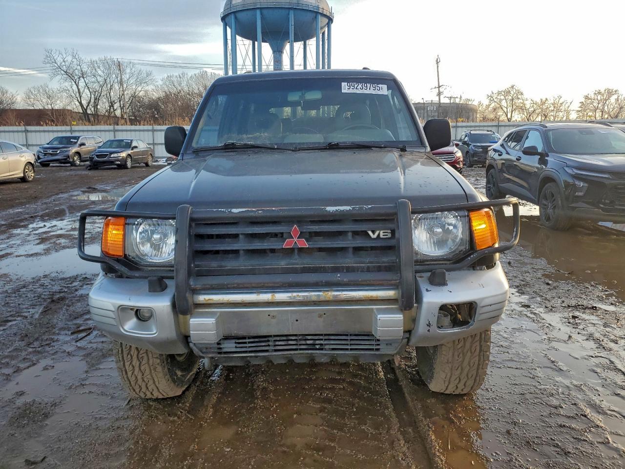 1998 Mitsubishi Montero Black vin: JA4MR51RXWJ000473