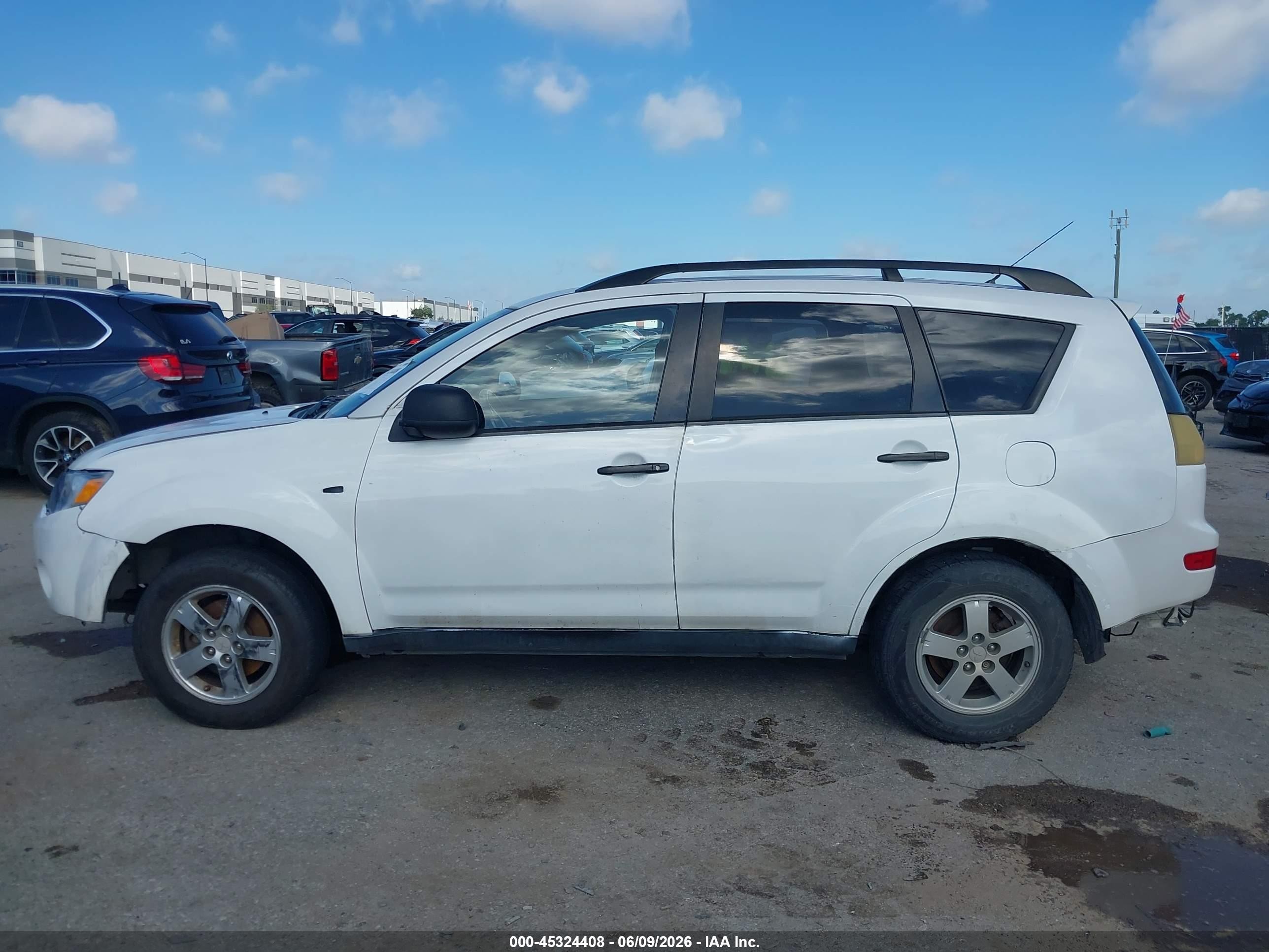 2007 Mitsubishi Outlander Es/ls Белый vin: JA4MS31X57Z015442