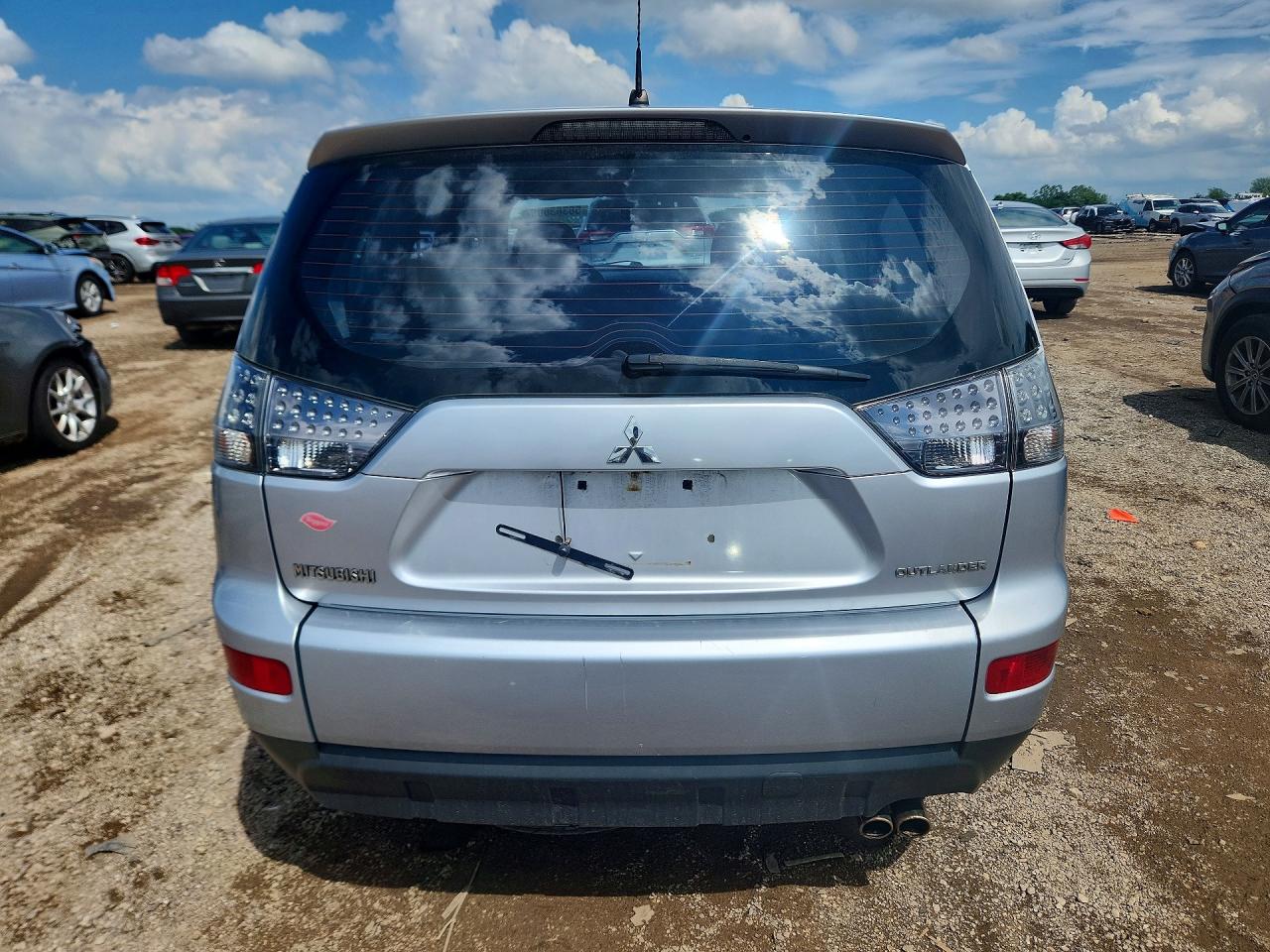 2007 Mitsubishi Outlander Es Silver vin: JA4MS31X87U004805