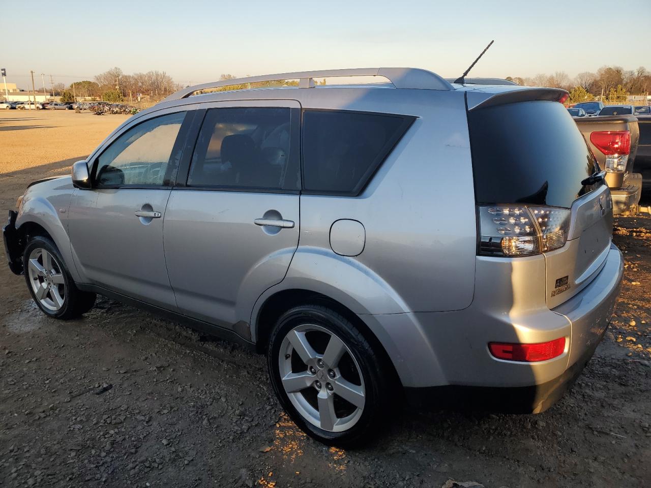 2007 Mitsubishi Outlander Xls Silver vin: JA4MS41X37U008444