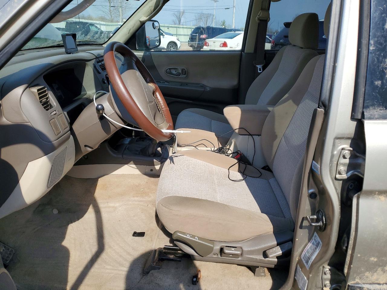 2002 Mitsubishi Montero Sport Es Gold vin: JA4MT21H52J017909