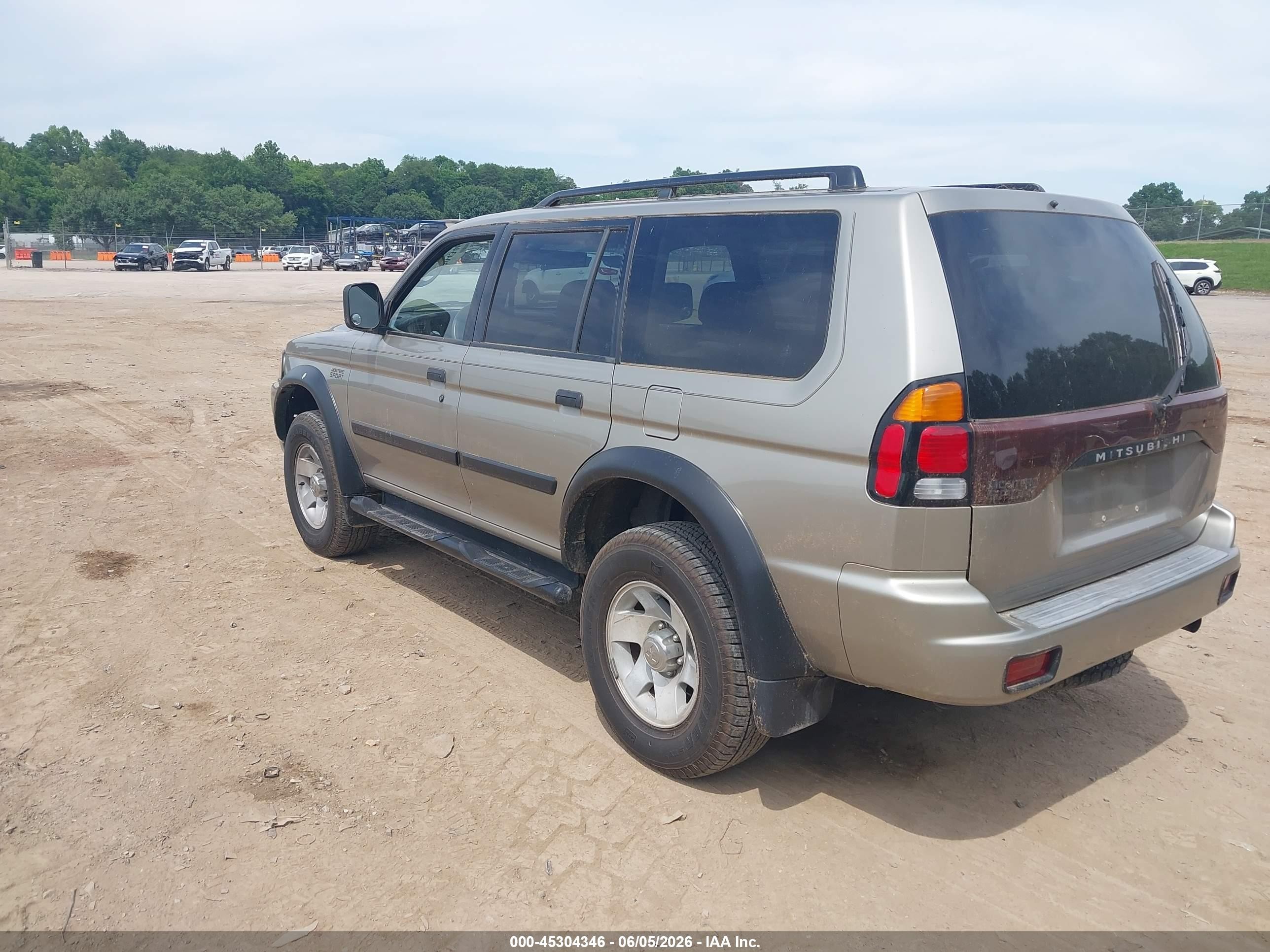 2002 Mitsubishi Montero Sport Es/ls Gold vin: JA4MT21H72J027650