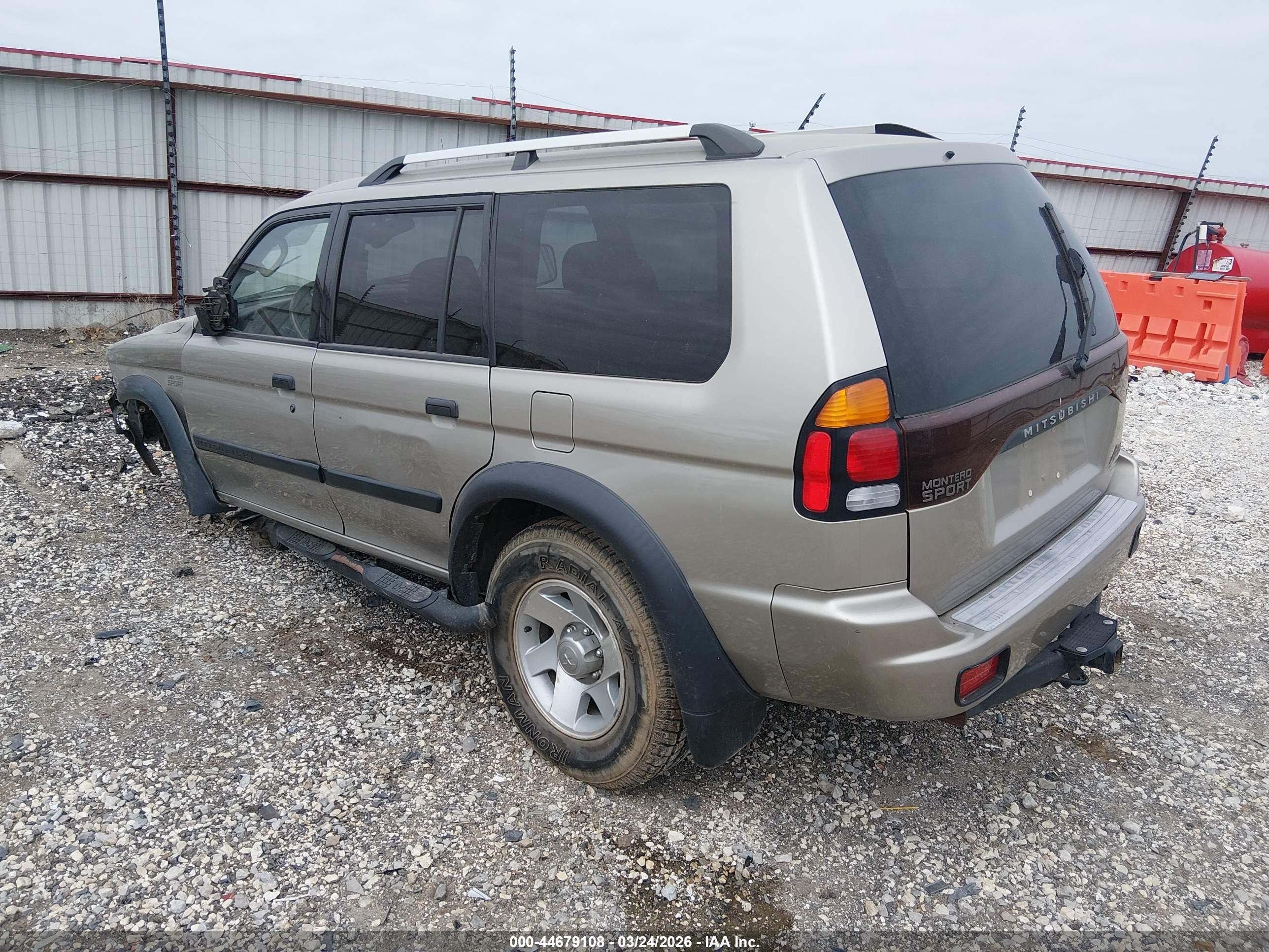 2004 Mitsubishi Montero Sport Ls Gold vin: JA4MT21R44J002412