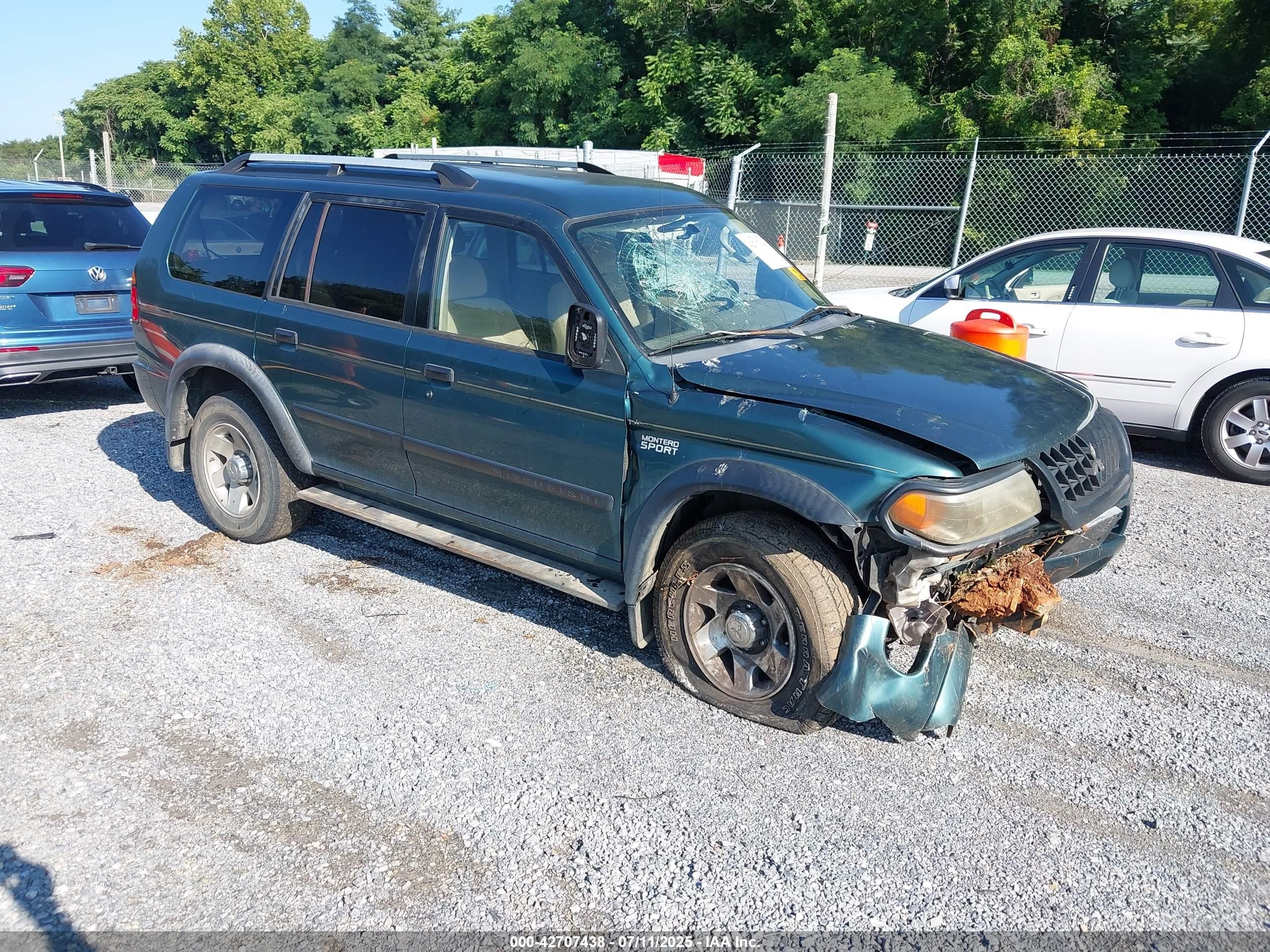 2004 Mitsubishi Montero Sport Ls Зеленый vin: JA4MT21R84J002008
