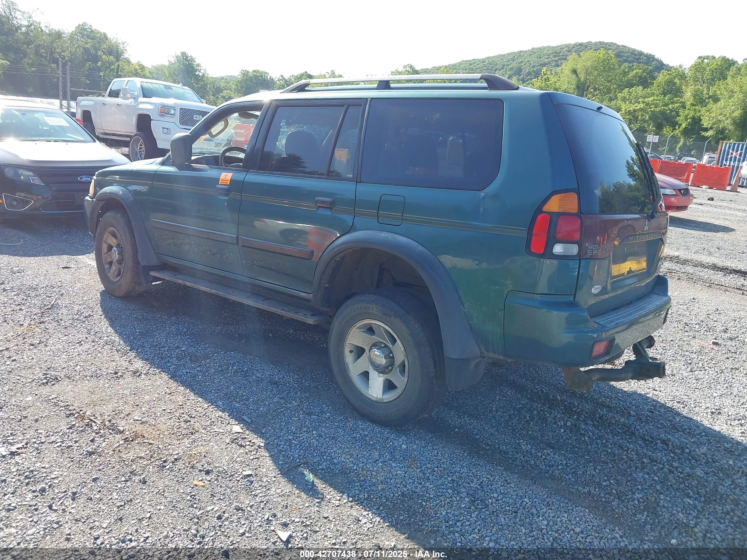 2004 Mitsubishi Montero Sport Ls Зеленый vin: JA4MT21R84J002008