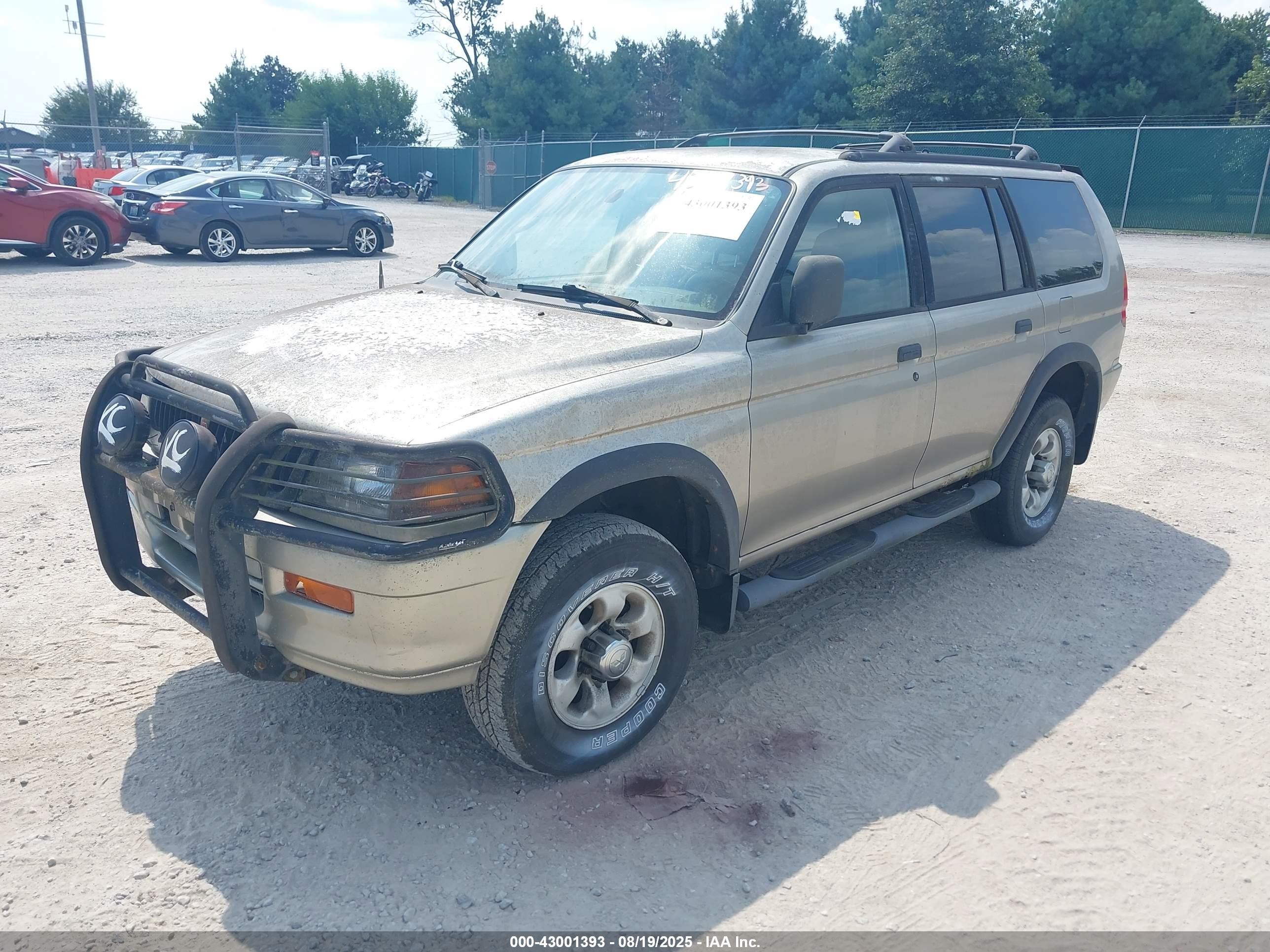 1999 Mitsubishi Montero Sport Ls/xls Silver vin: JA4MT31H1XP045121