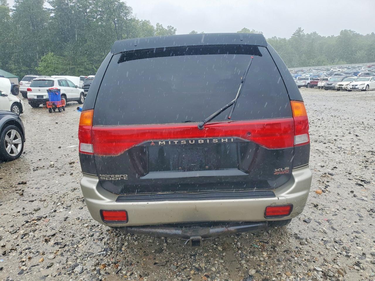 1999 Mitsubishi Montero Sport Ls Black vin: JA4MT31H3XP011472