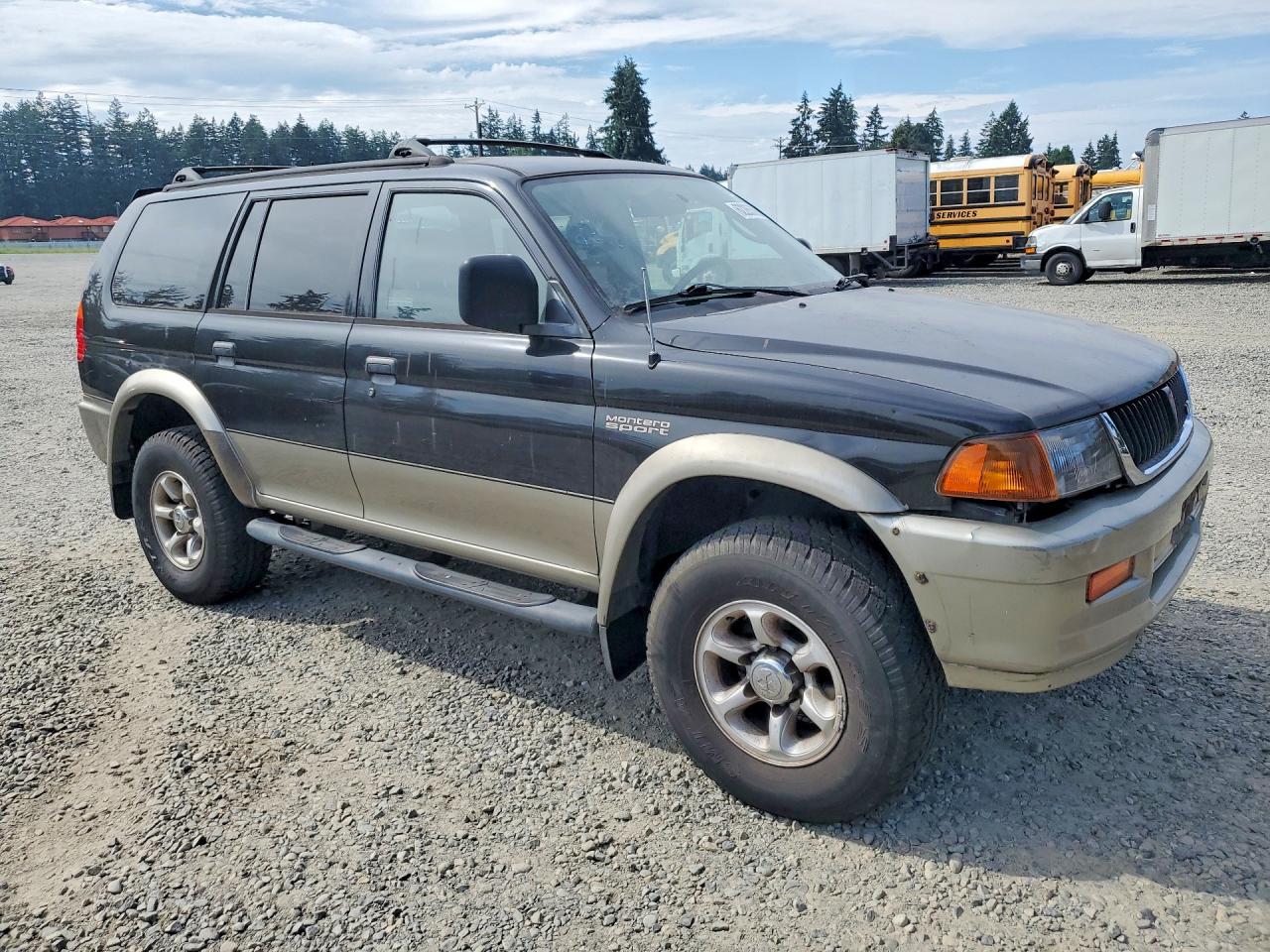 1999 Mitsubishi Montero Sport Ls Black vin: JA4MT31H3XP011830