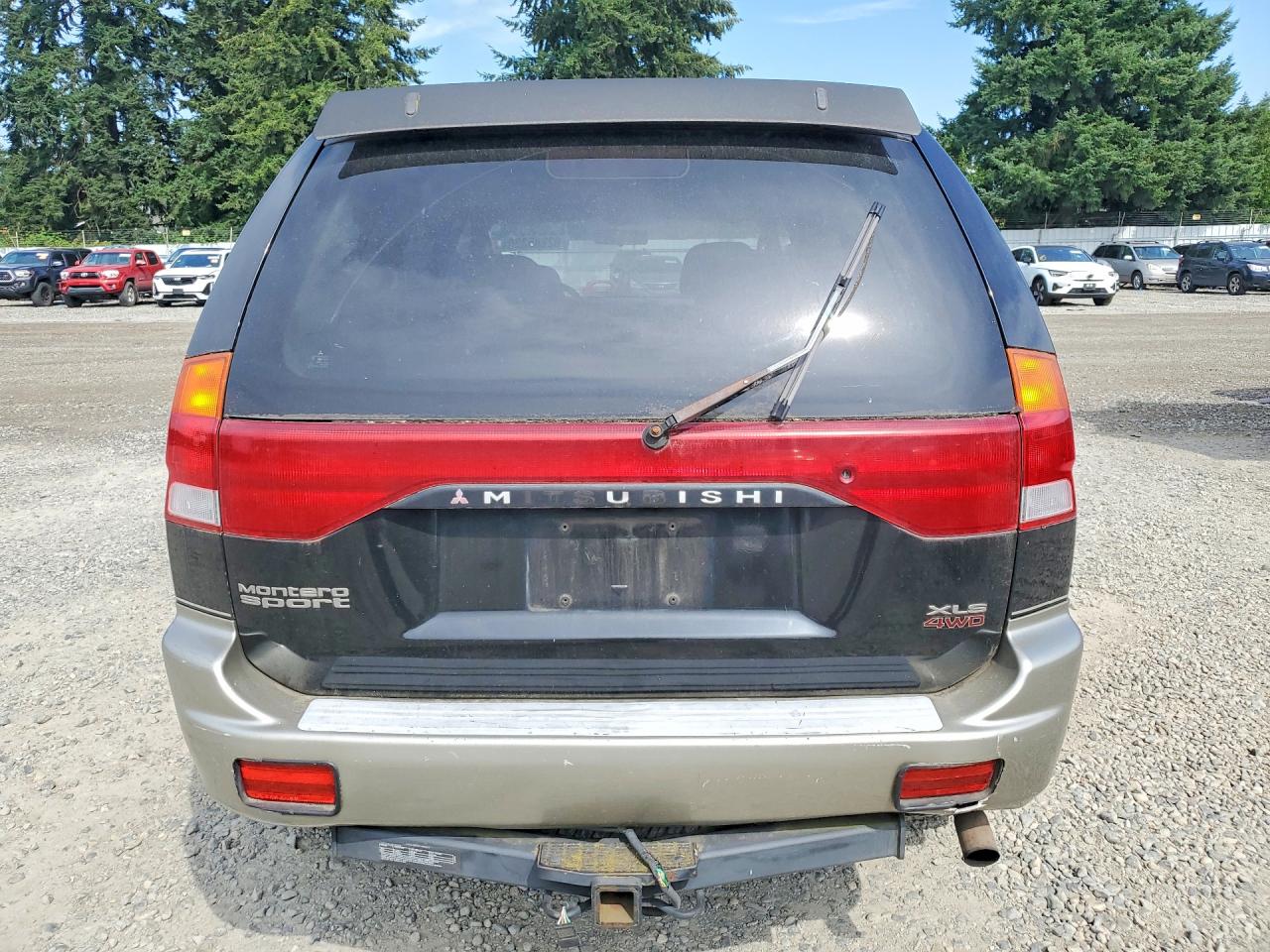 1999 Mitsubishi Montero Sport Ls Black vin: JA4MT31H3XP011830