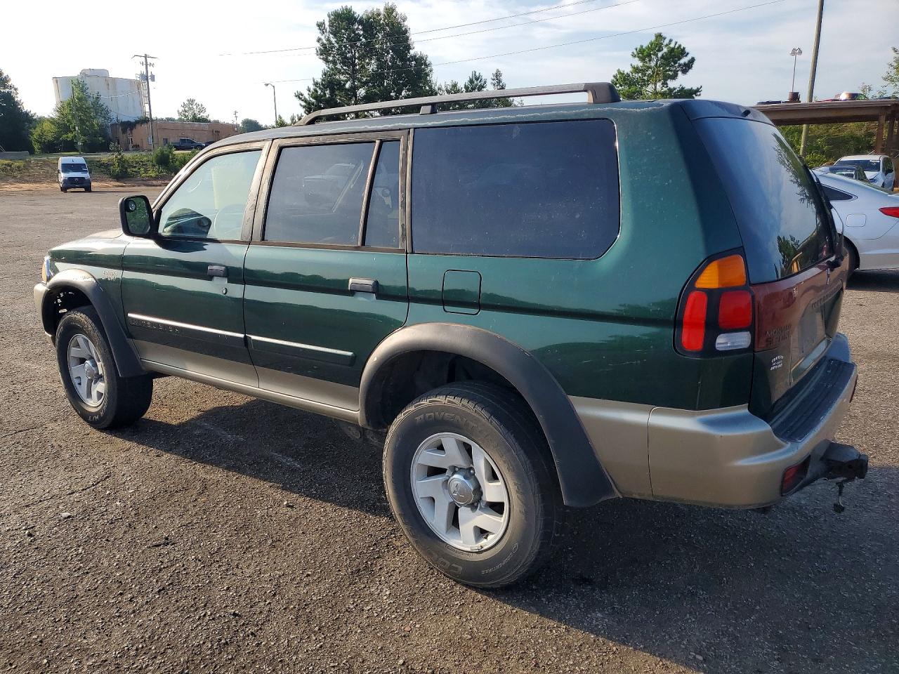 2001 Mitsubishi Montero Sport Xls Green vin: JA4MT31H41P054449