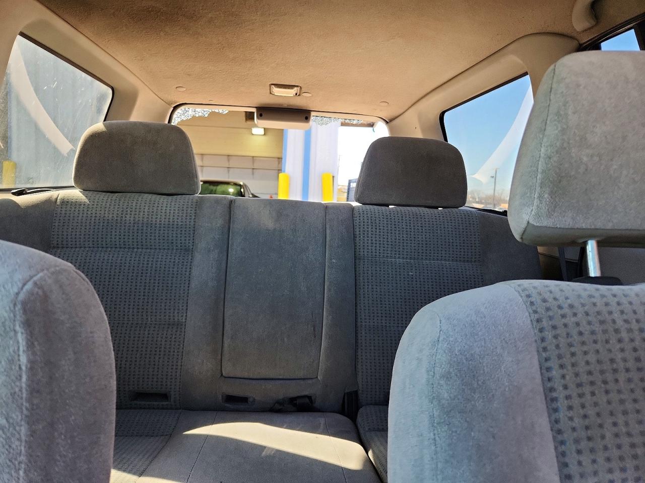 2000 Mitsubishi Montero Sport Ls Black vin: JA4MT31H6YP042720