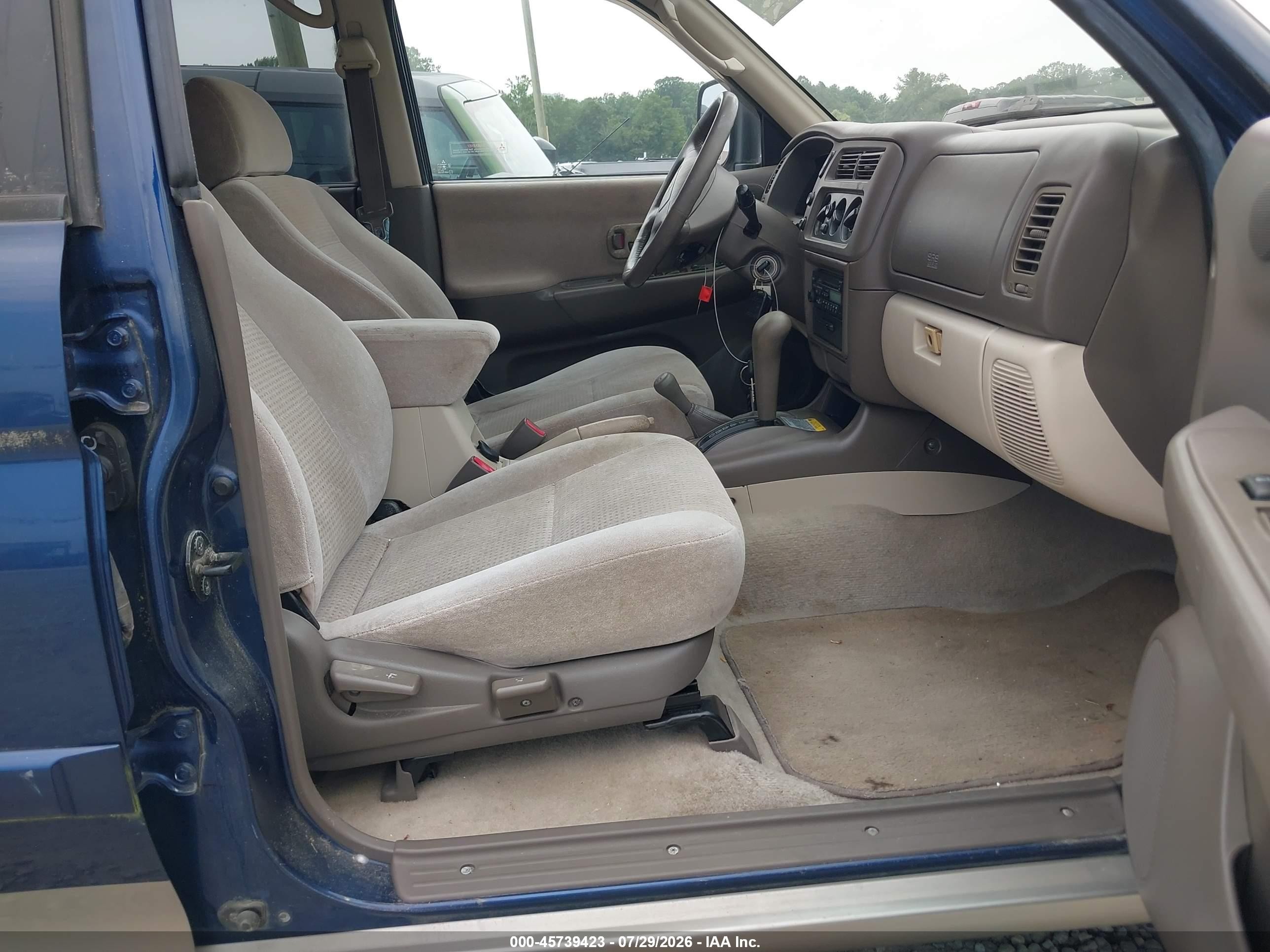 2001 Mitsubishi Montero Sport Xls Синий vin: JA4MT31H71P025768