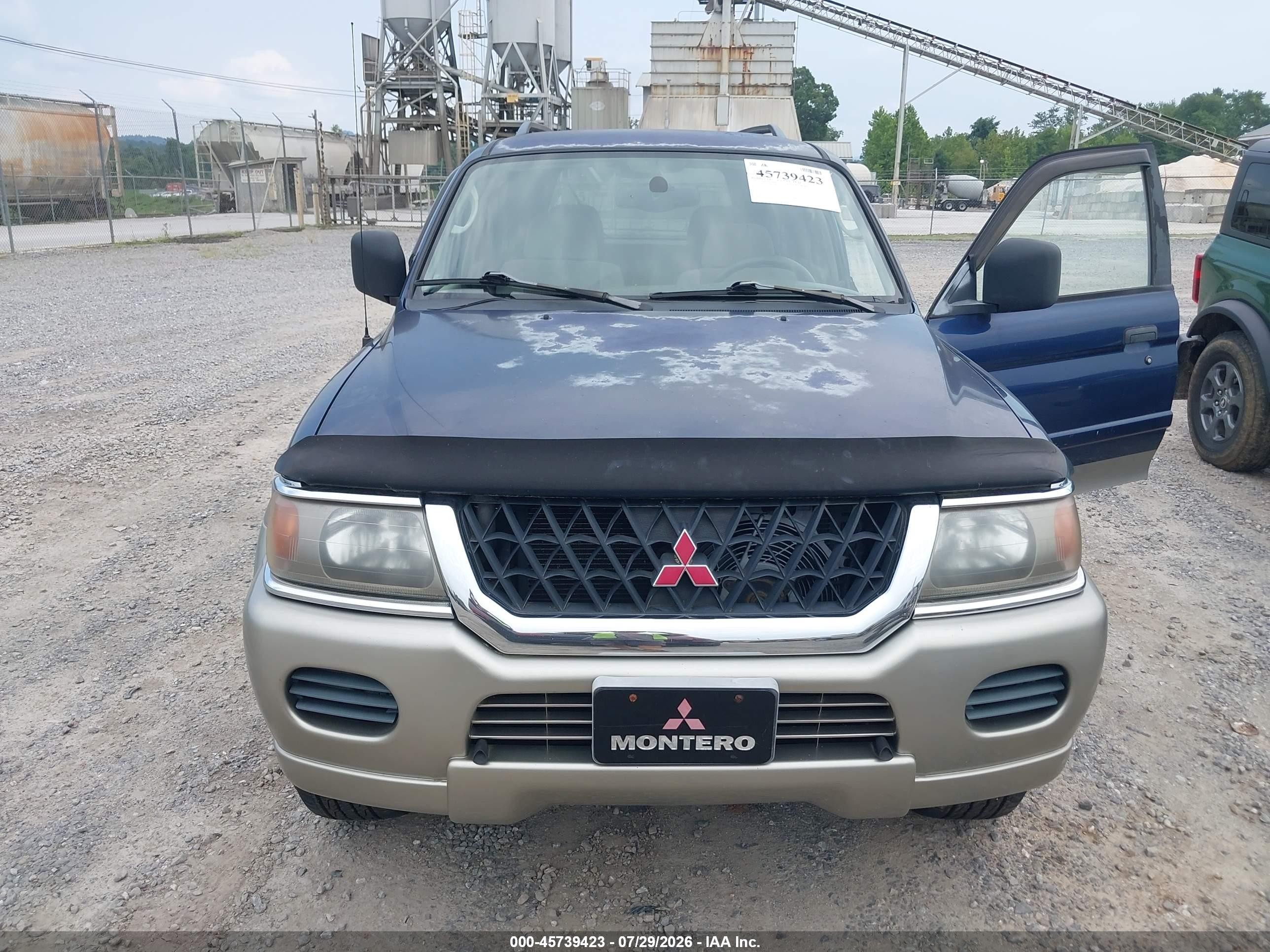 2001 Mitsubishi Montero Sport Xls Синий vin: JA4MT31H71P025768