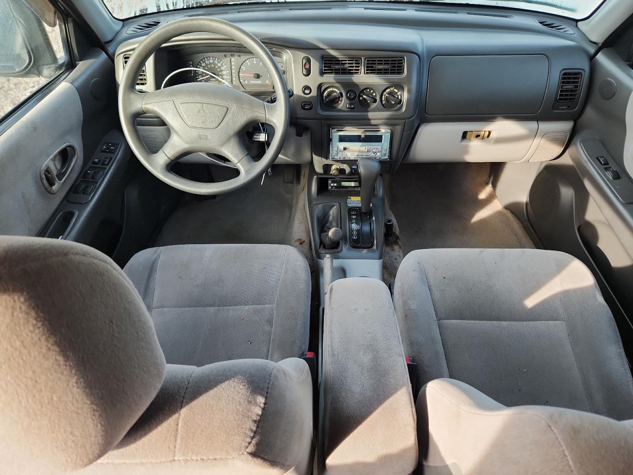 2000 Mitsubishi Montero Sport Ls Black vin: JA4MT31H7YP022878