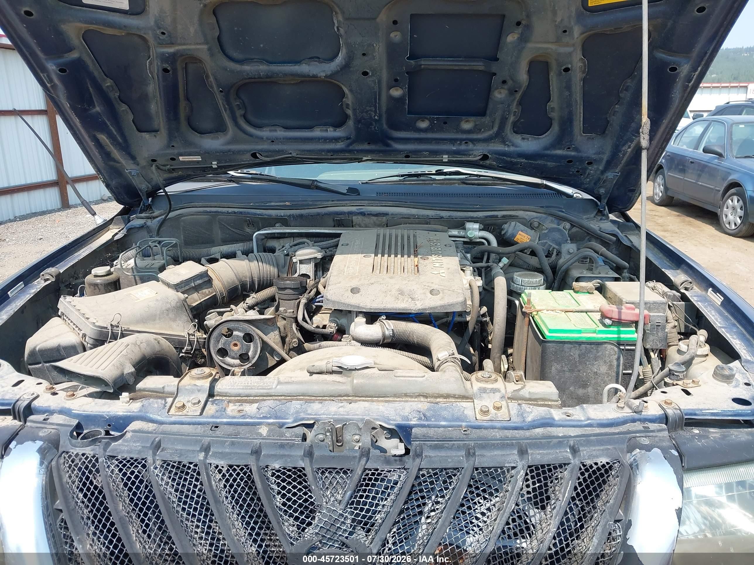2000 Mitsubishi Montero Sport Ls/xls Blue vin: JA4MT31H7YP811676