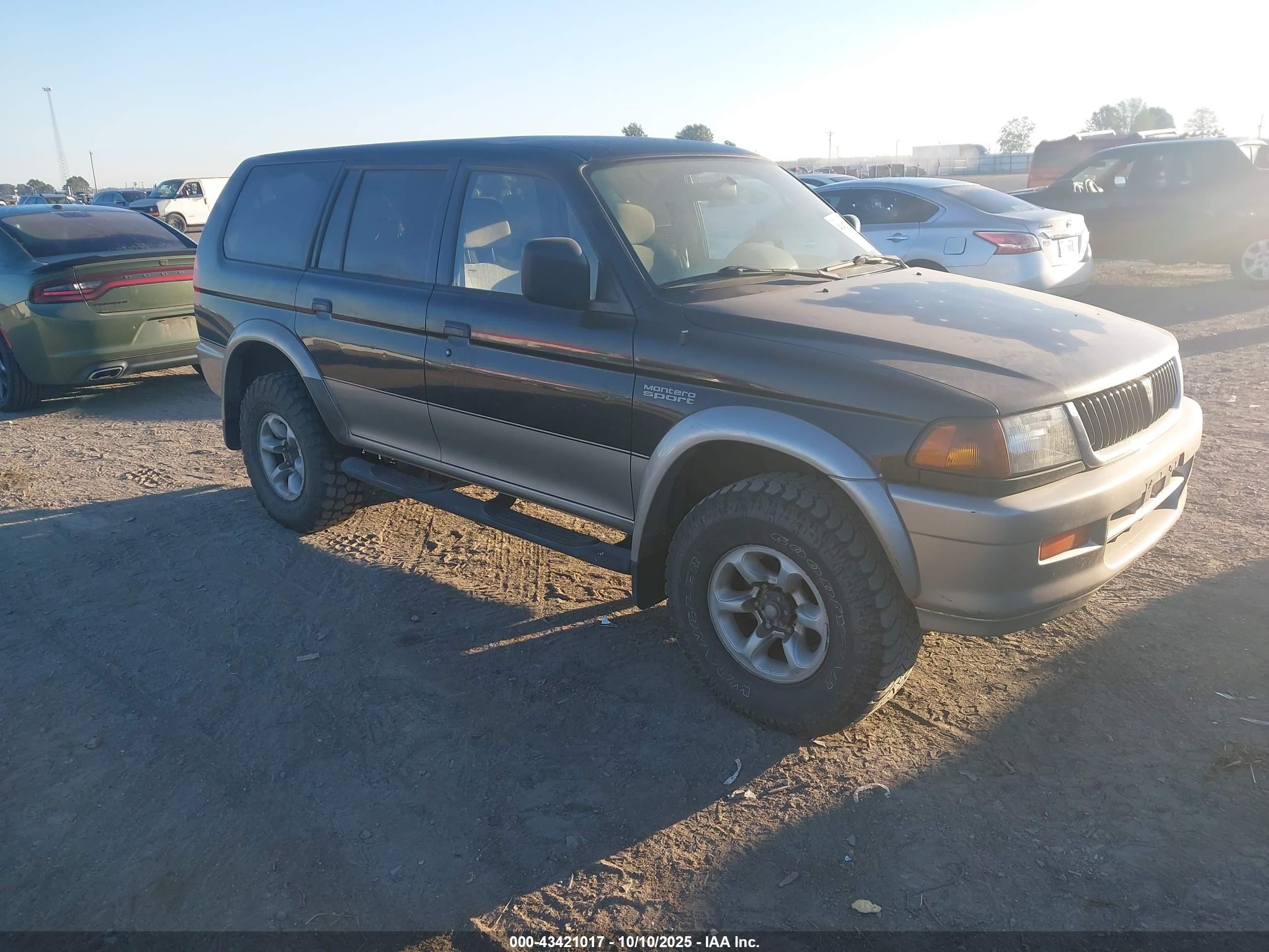 1998 Mitsubishi Montero Sport Ls Black vin: JA4MT31P5WP019109