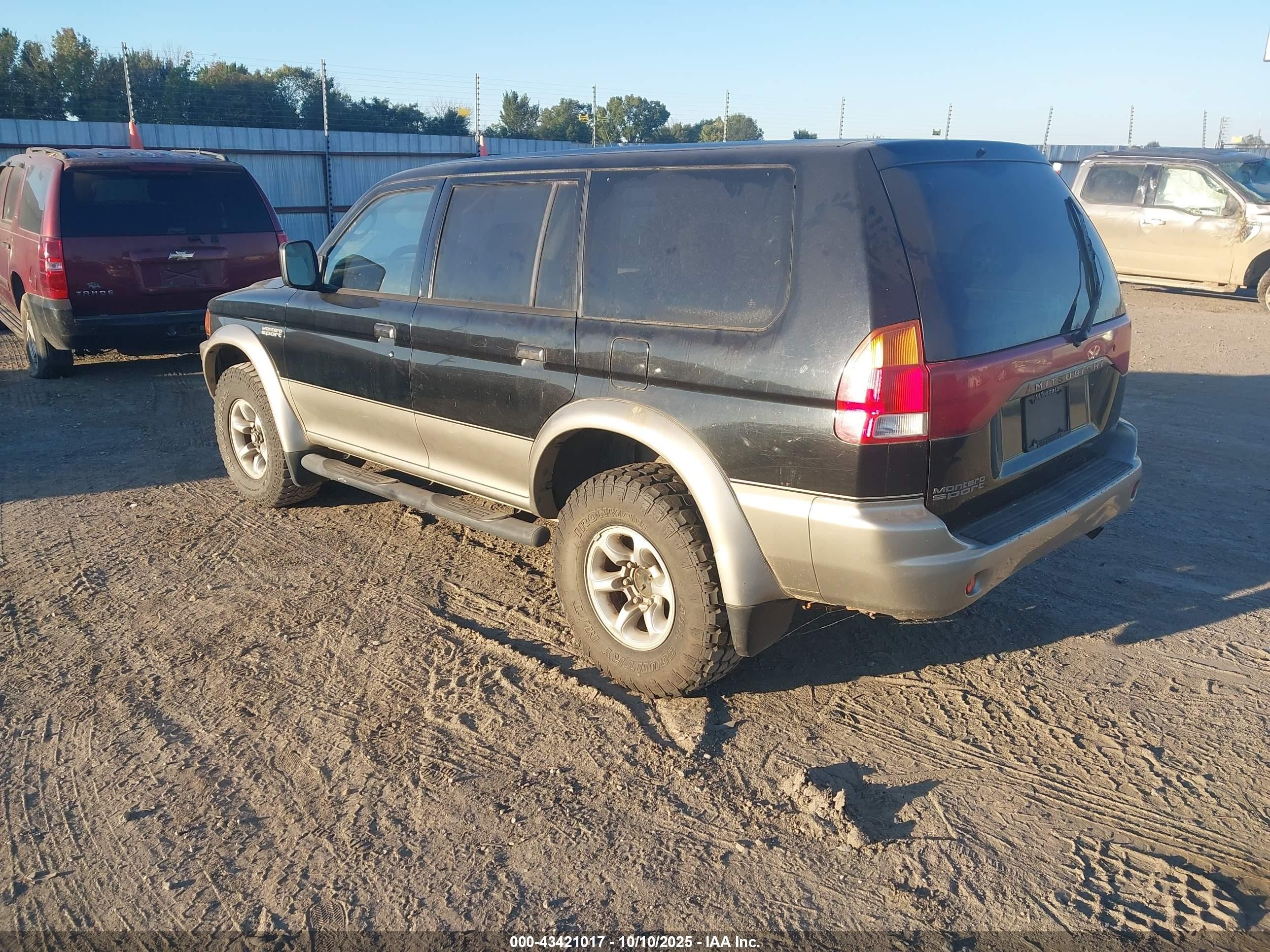 1998 Mitsubishi Montero Sport Ls Black vin: JA4MT31P5WP019109