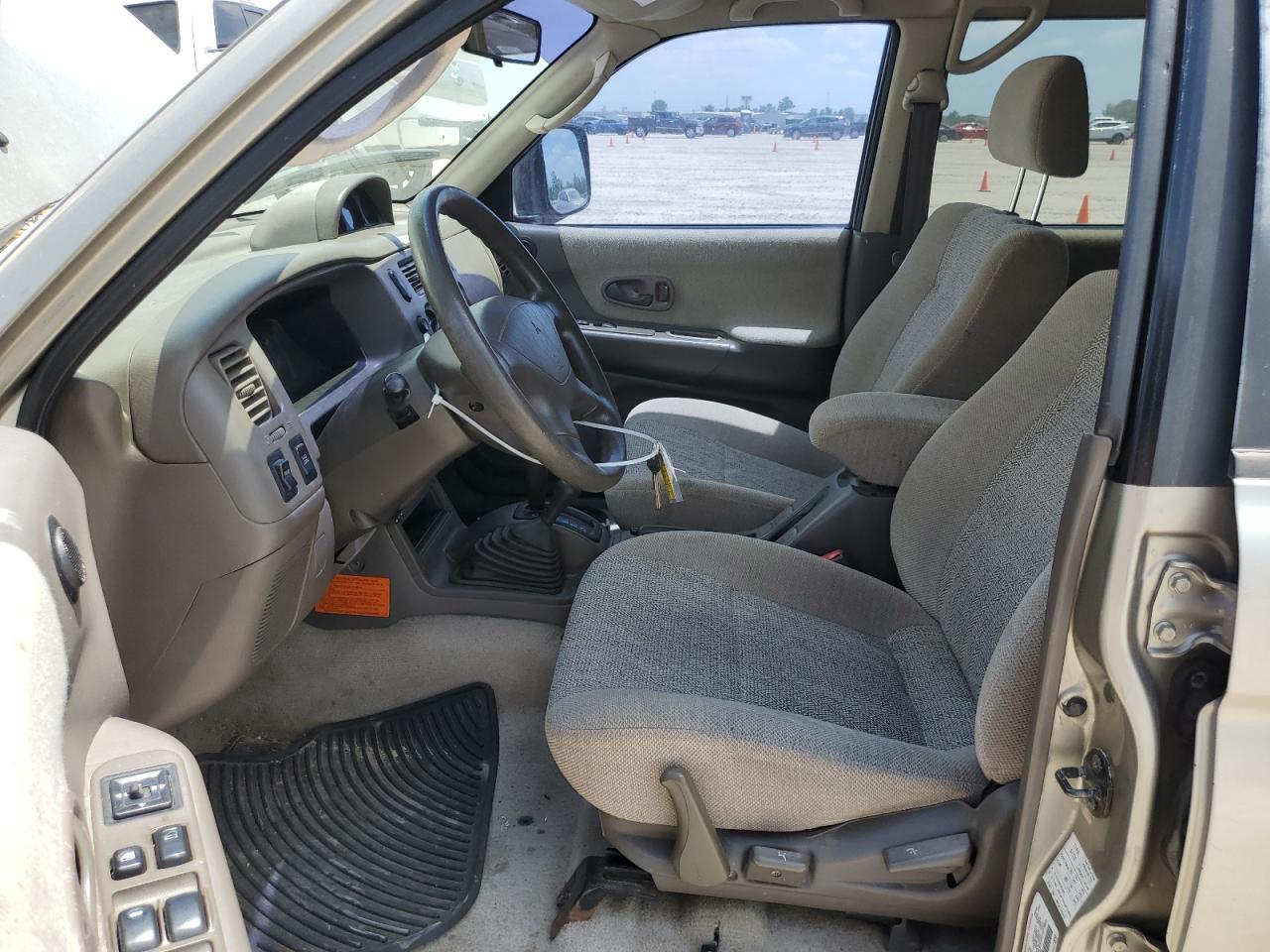 1998 Mitsubishi Montero Sport Ls Beige vin: JA4MT31P8WP016592