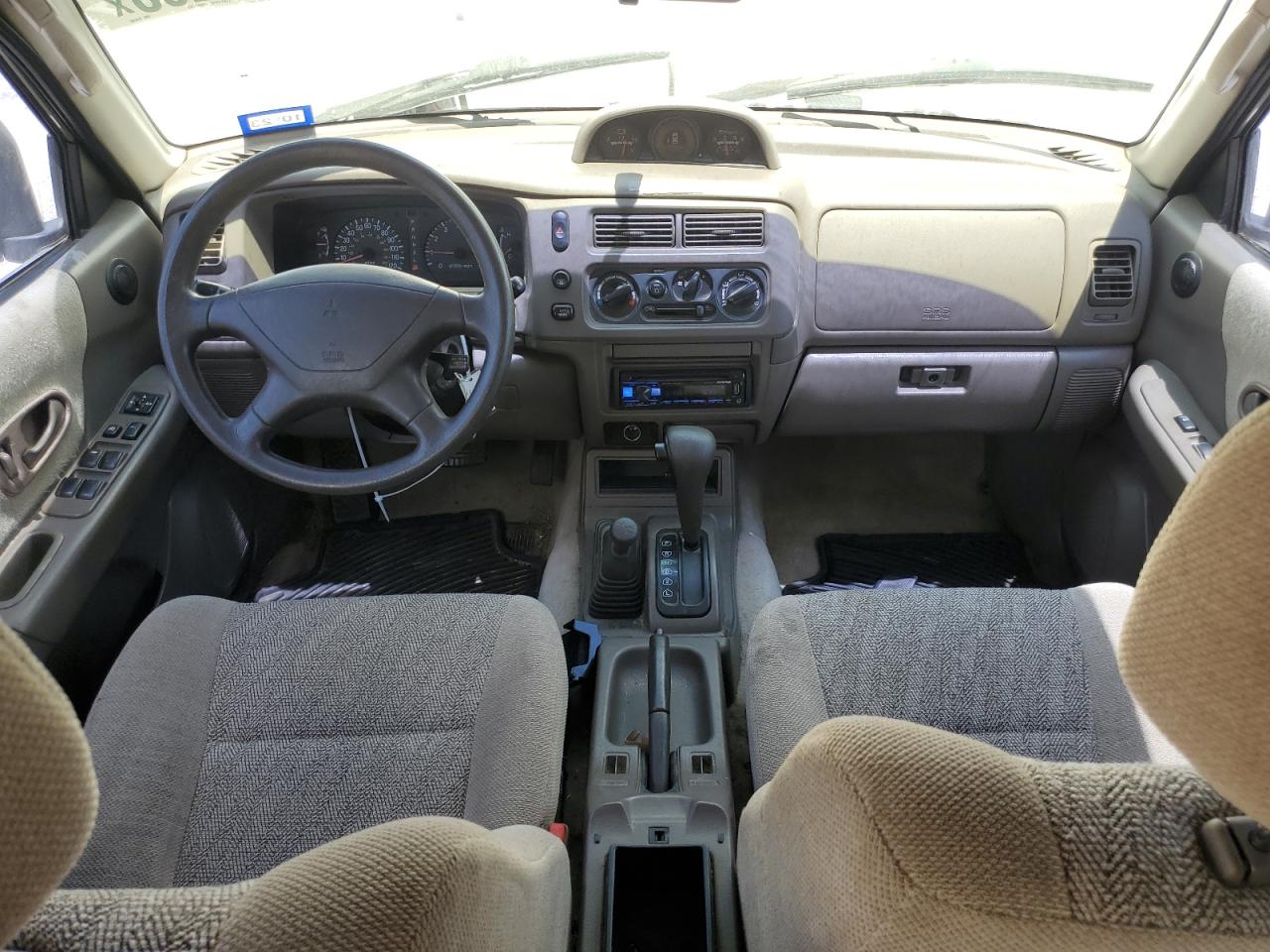 1998 Mitsubishi Montero Sport Ls Beige vin: JA4MT31P8WP016592