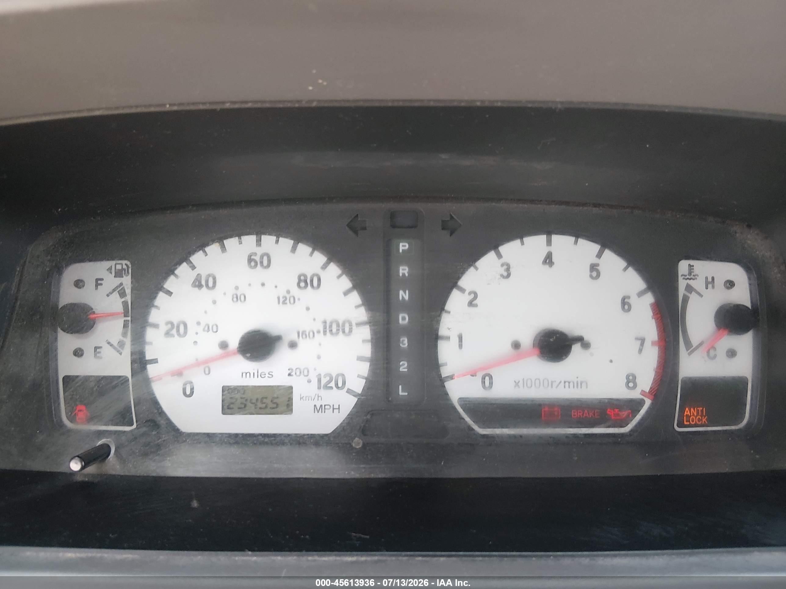 2004 Mitsubishi Montero Sport Xls Белый vin: JA4MT31R44J008068