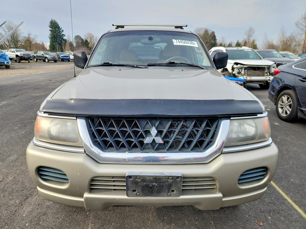 2002 Mitsubishi Montero Sport Xls Tan vin: JA4MT31R82J043144