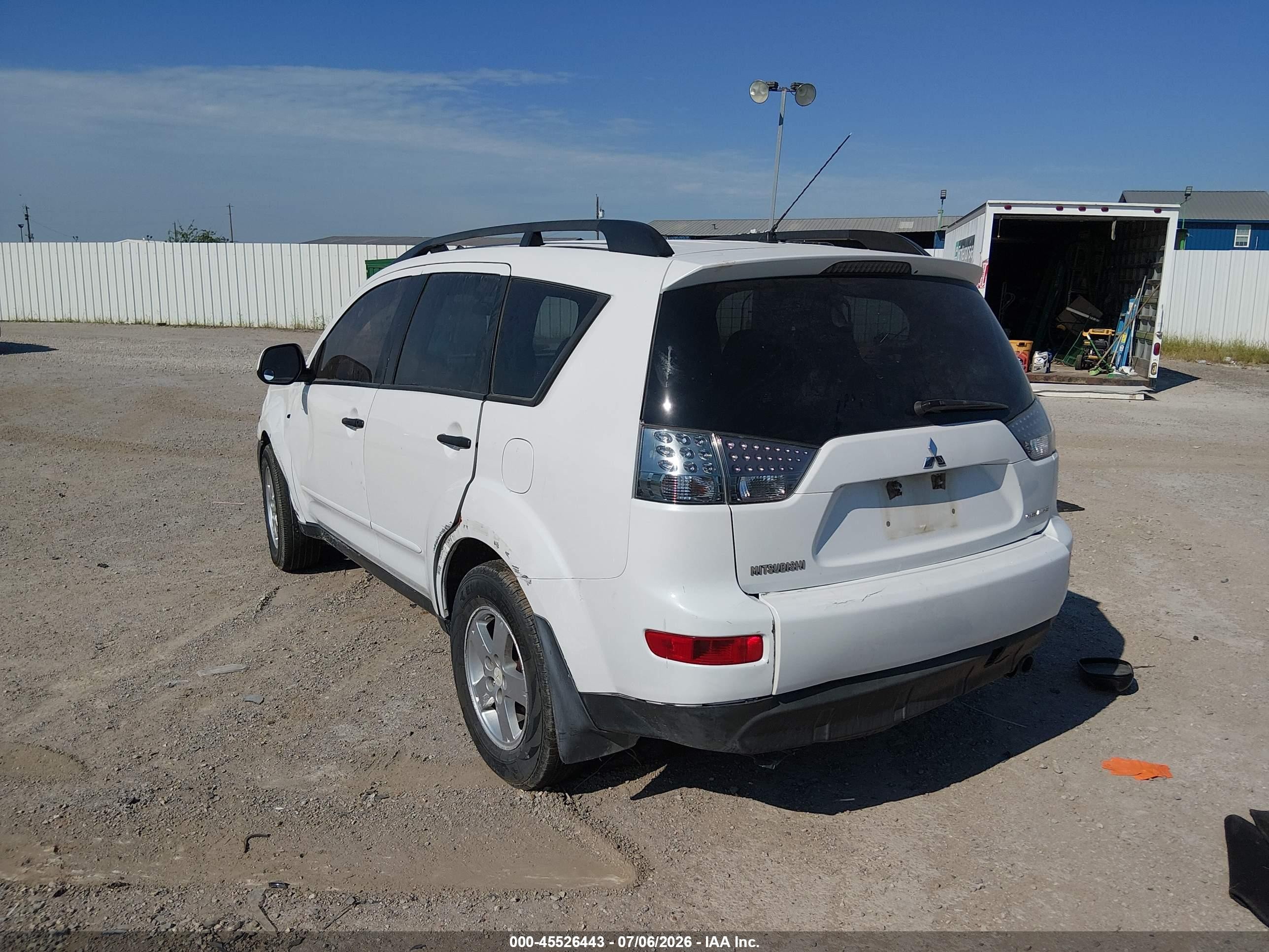 2007 Mitsubishi Outlander Ls White vin: JA4MT31X47Z001626