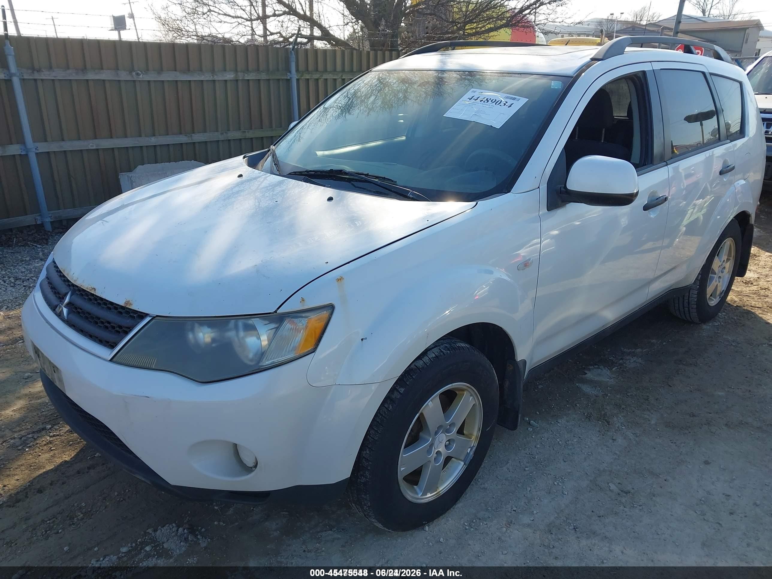 2007 Mitsubishi Outlander Ls White vin: JA4MT31X87U012965