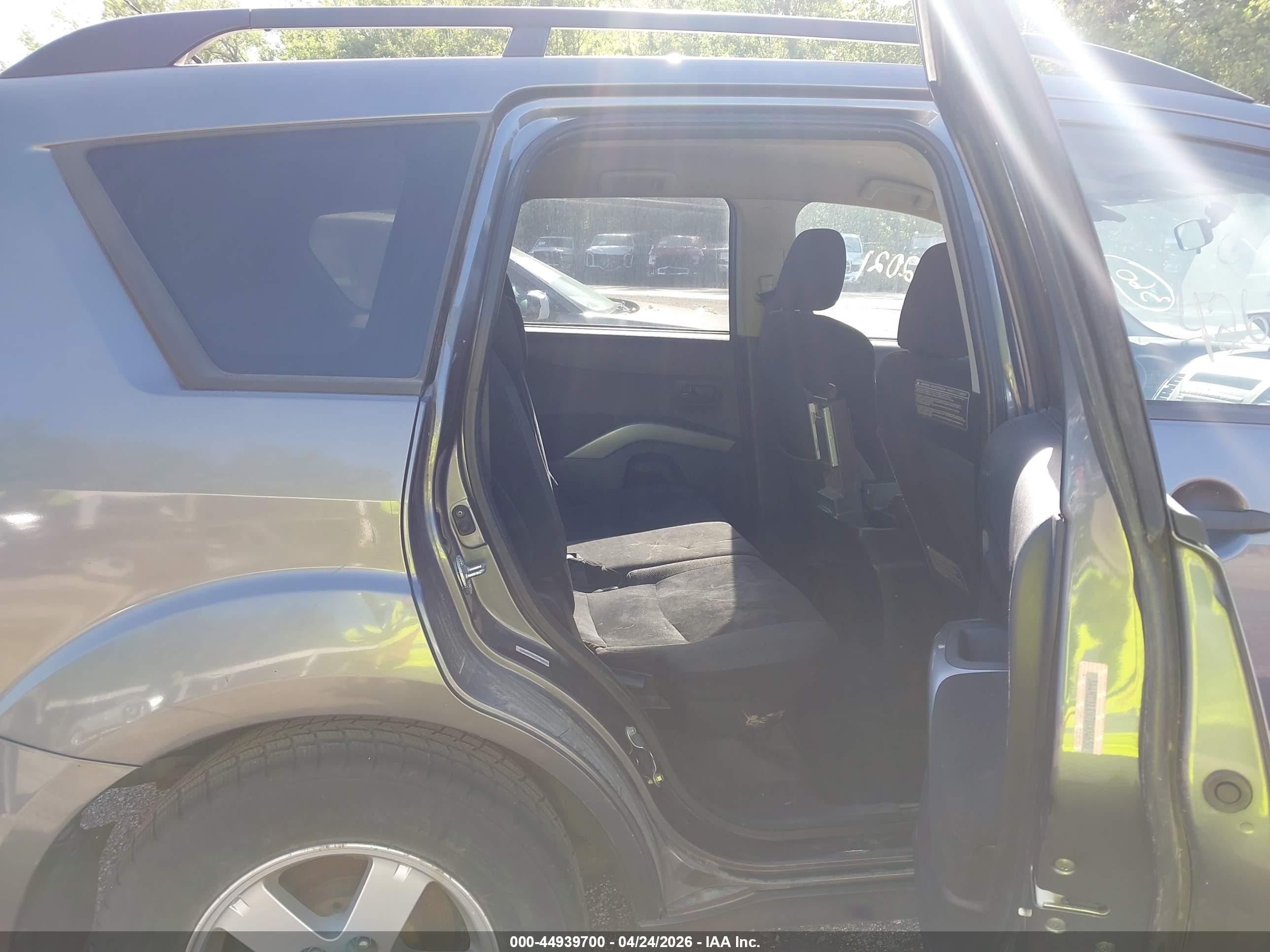 2007 Mitsubishi Outlander Ls Gray vin: JA4MT31X97U004650