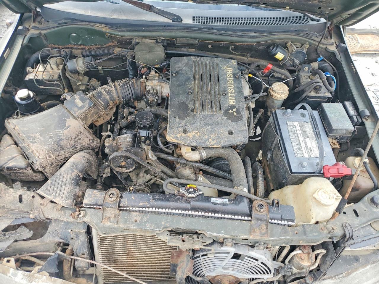1997 Mitsubishi Montero Sport Xls Green vin: JA4MT41P2VP000473