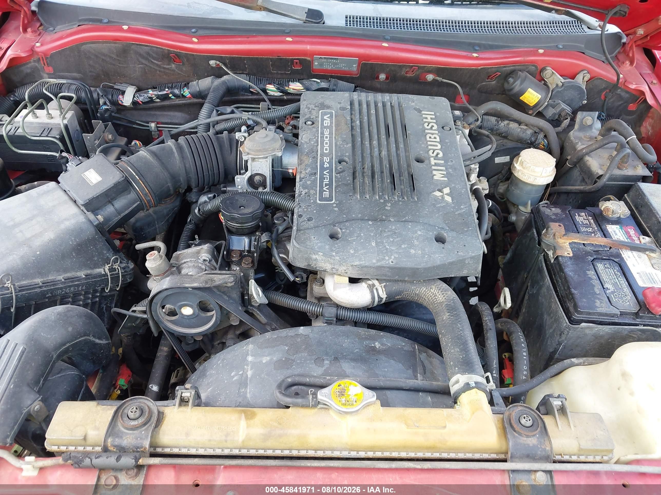 1998 Mitsubishi Montero Sport Xls Red vin: JA4MT41P8WP032538