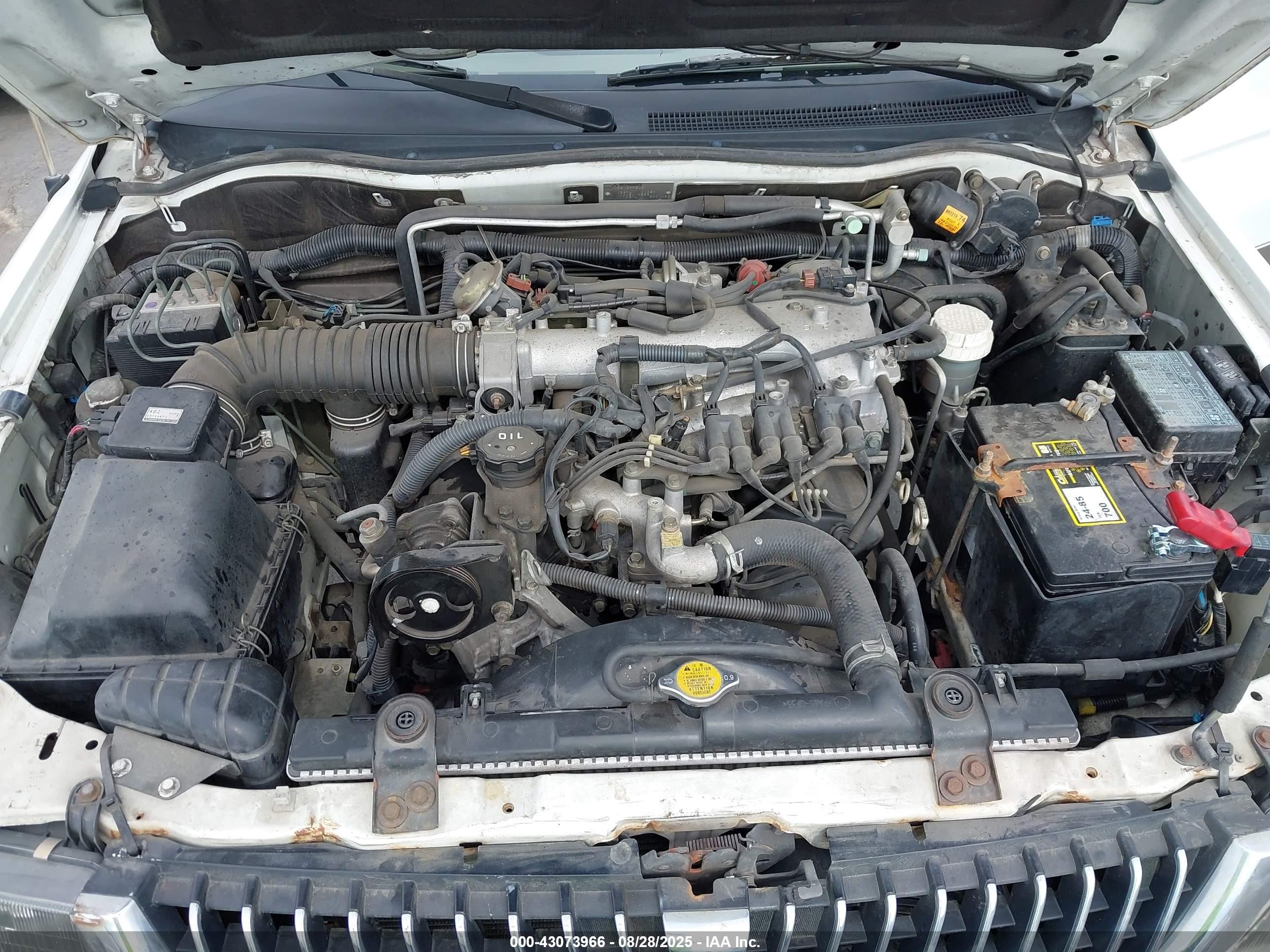 1999 Mitsubishi Montero Sport Ltd Белый vin: JA4MT41R3XP025483