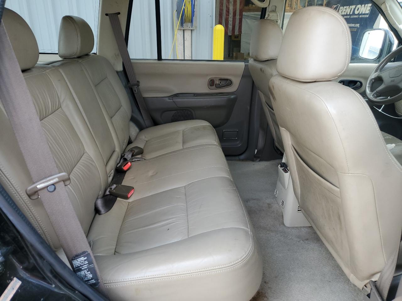 2000 Mitsubishi Montero Sport Limited Black vin: JA4MT41R9YP052351