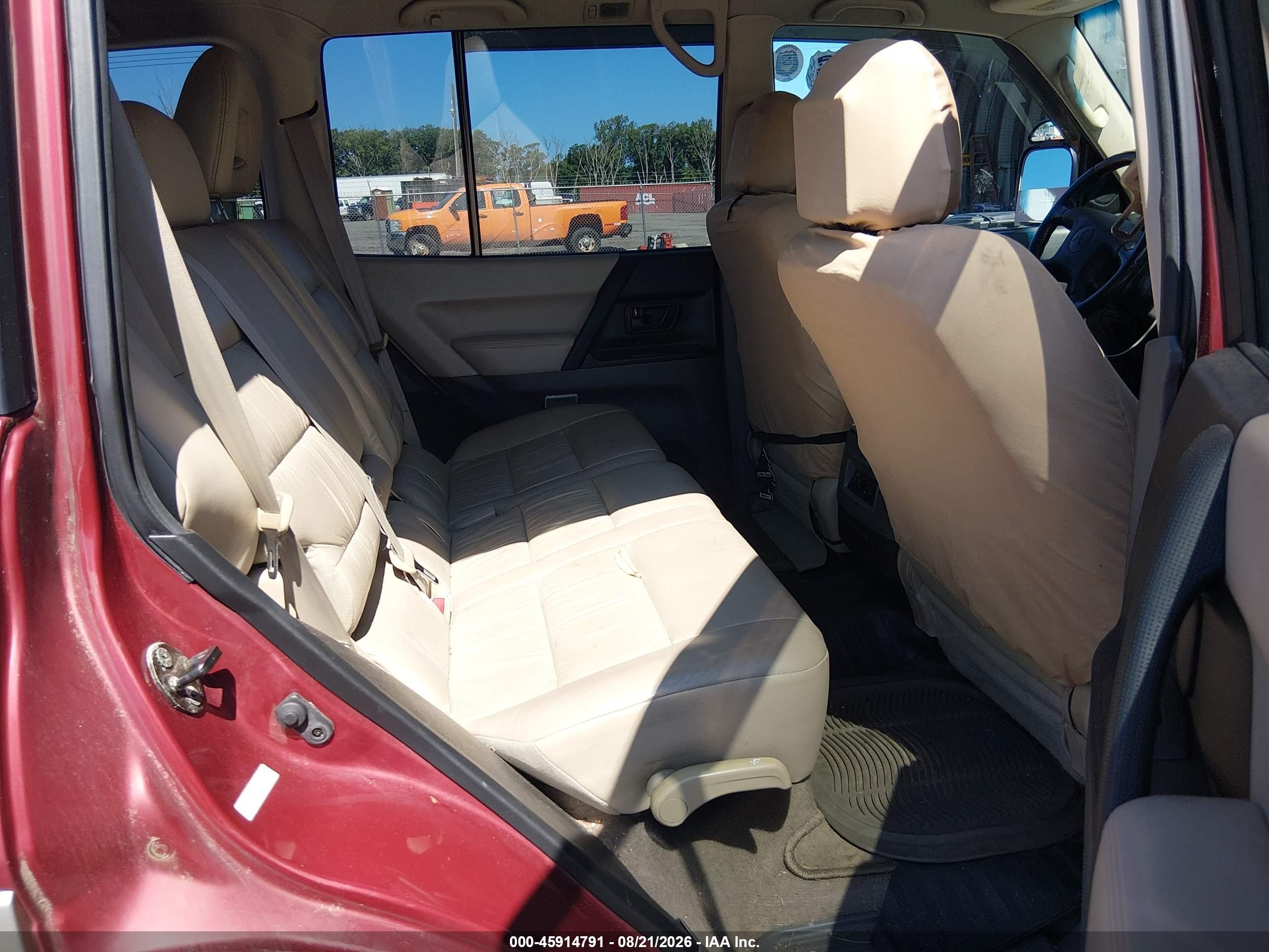 2002 Mitsubishi Montero Limited Red vin: JA4MW51R02J018029