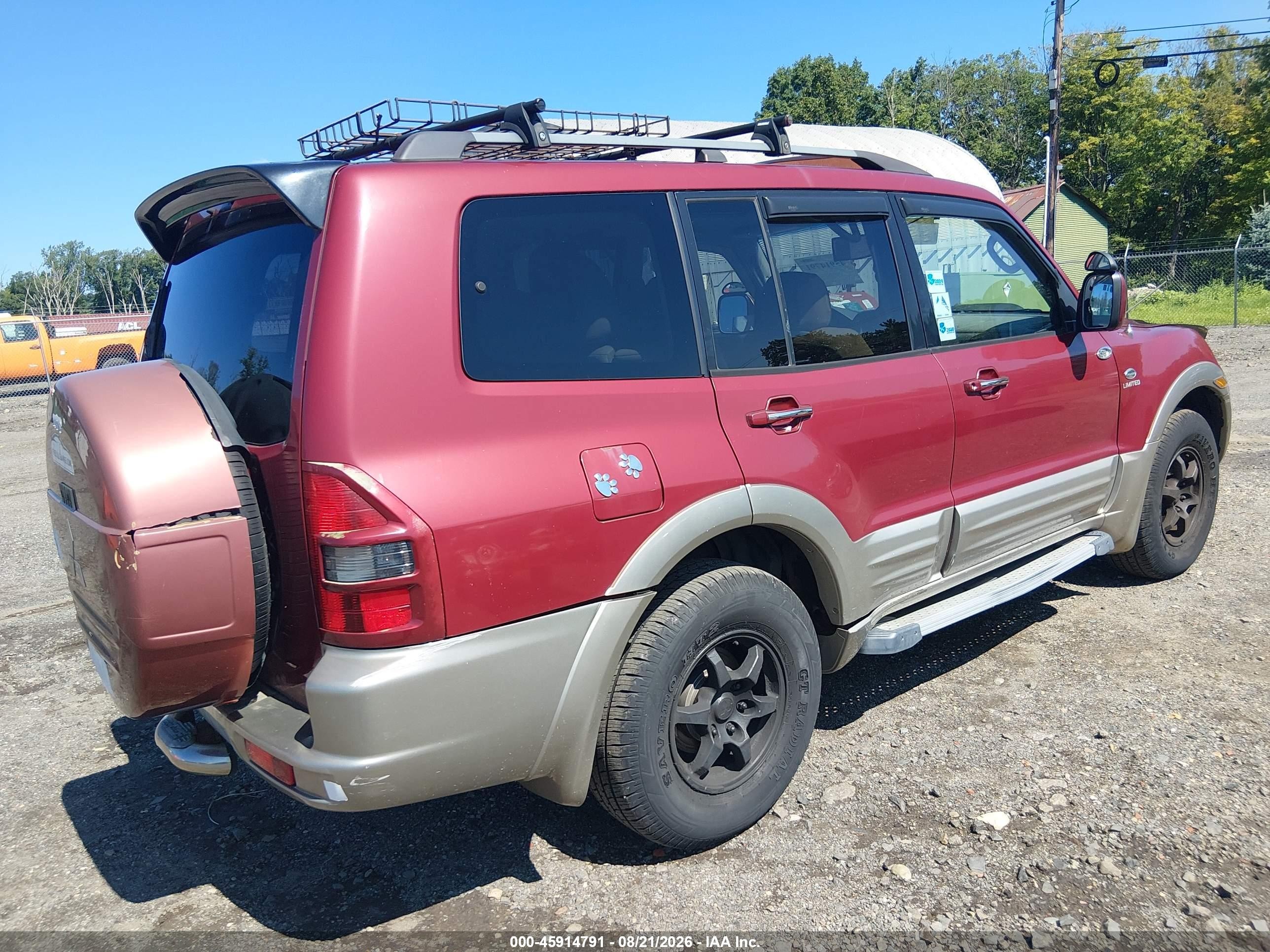 2002 Mitsubishi Montero Limited Red vin: JA4MW51R02J018029