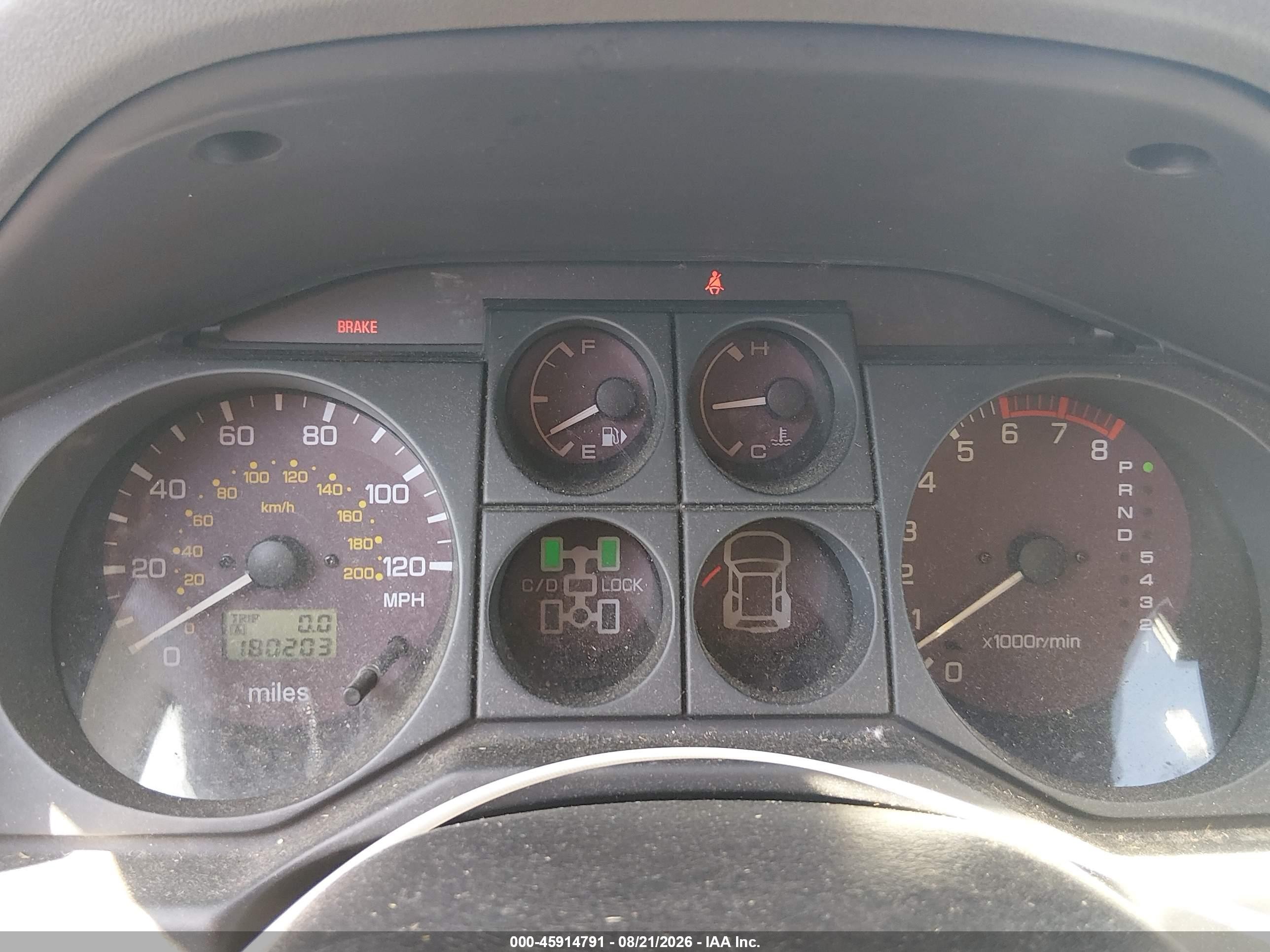 2002 Mitsubishi Montero Limited Red vin: JA4MW51R02J018029