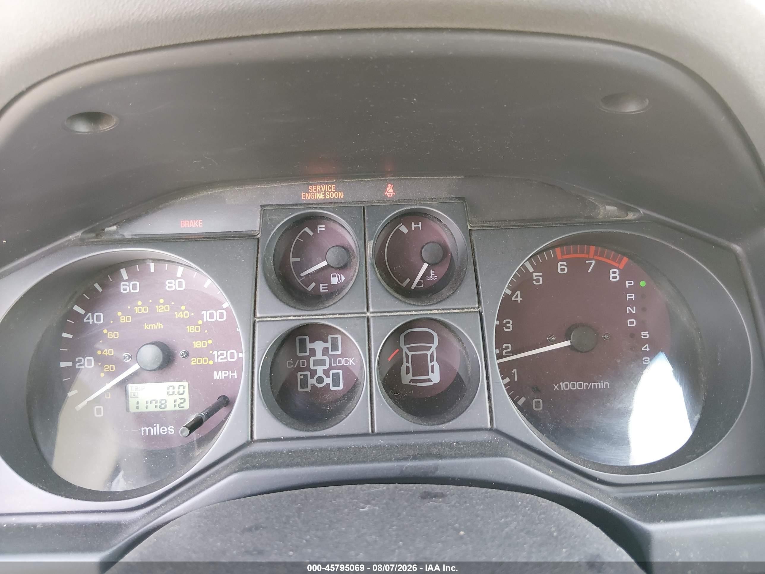 2002 Mitsubishi Montero Limited Золотой vin: JA4MW51R52J023601