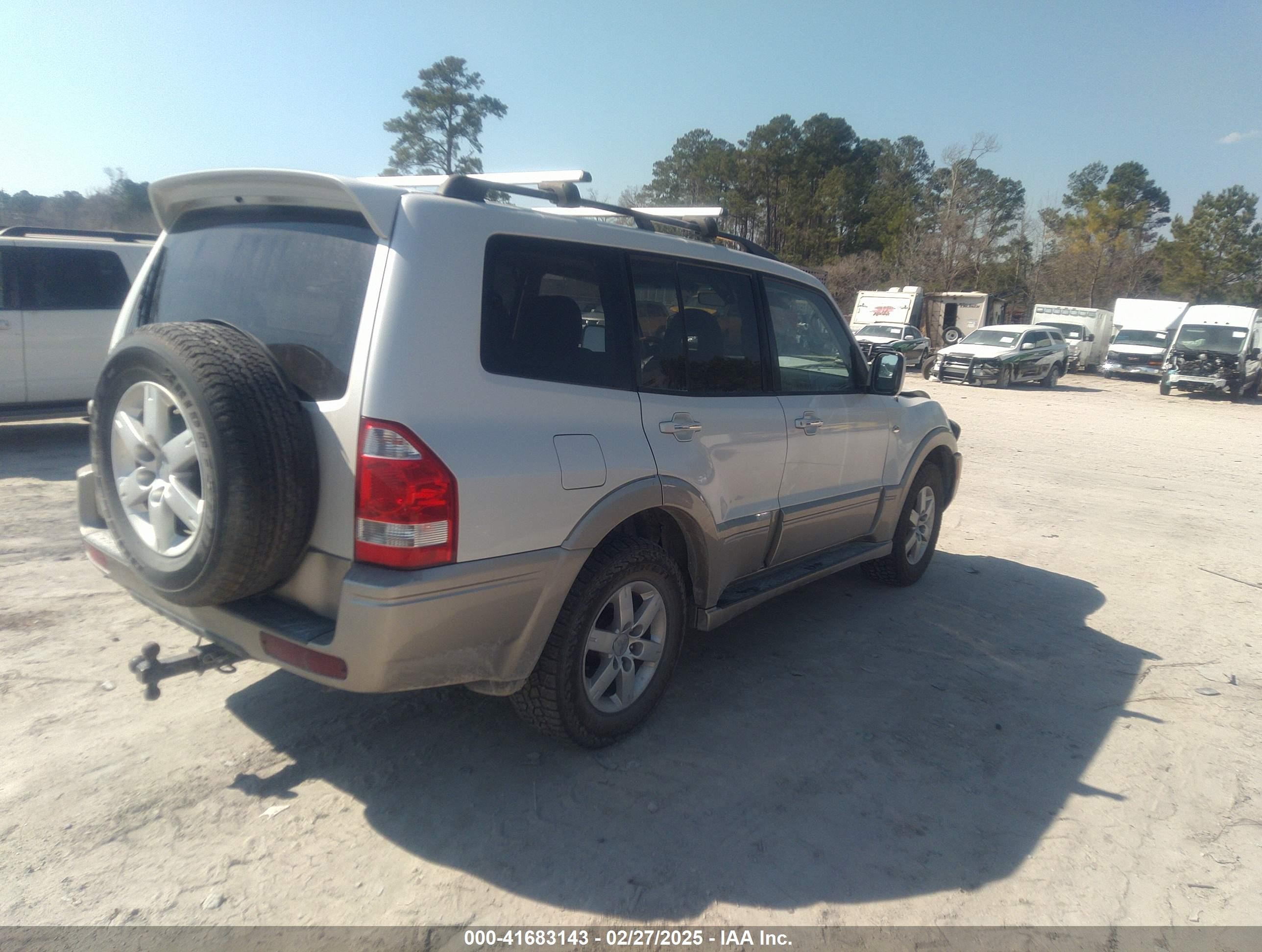 2006 Mitsubishi Montero Limited White vin: JA4MW51S16J003757
