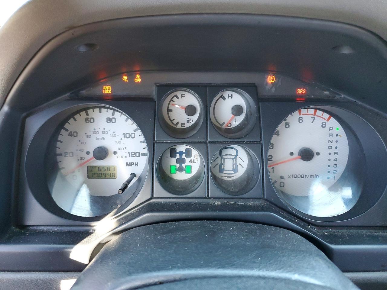 2004 Mitsubishi Montero Limited Черный vin: JA4MW51S44J009601